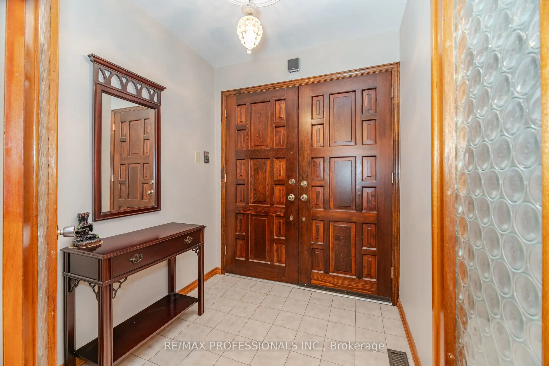 39 Elmcrest Road