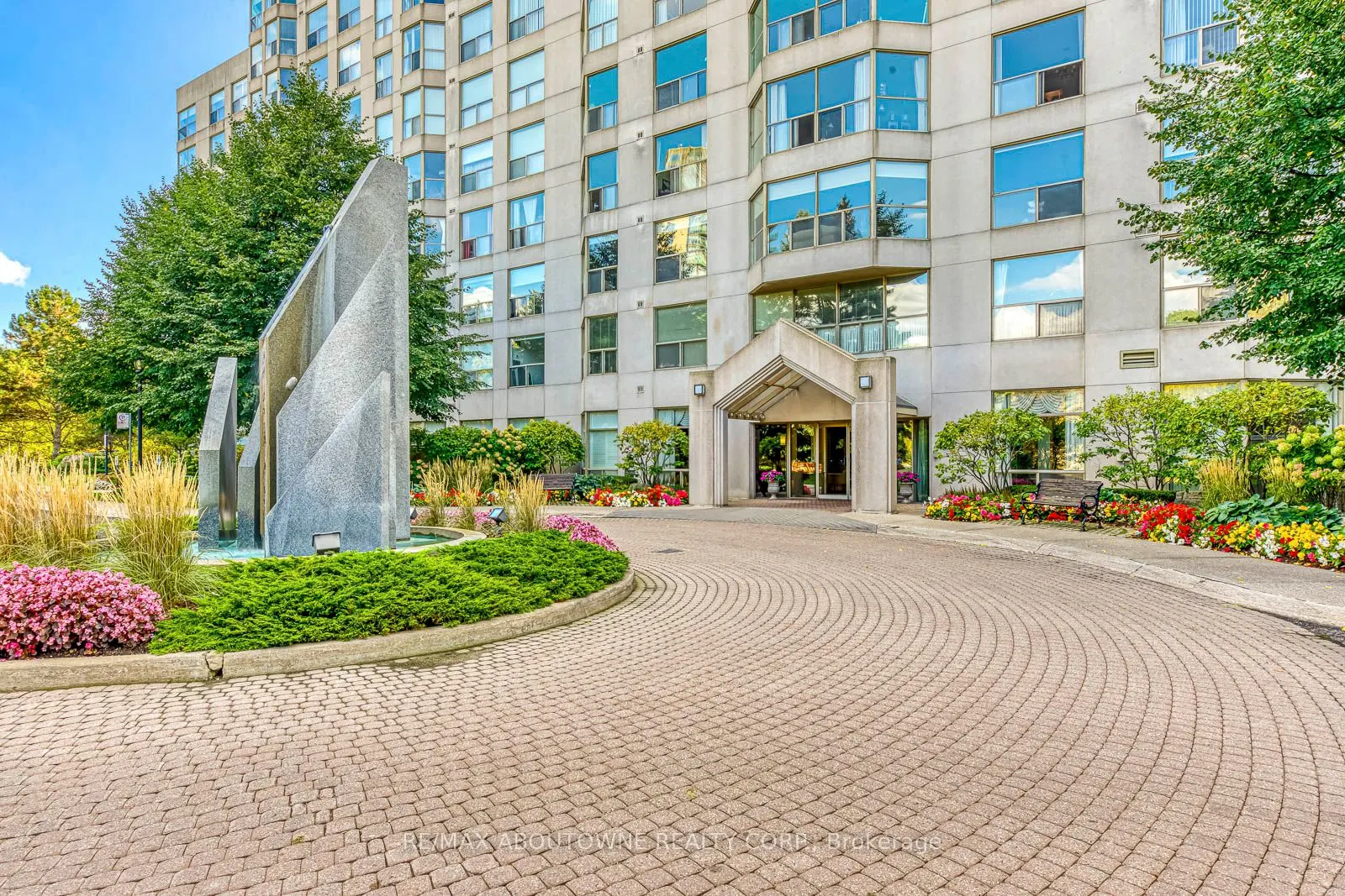 1700 The Collegeway Road, #613