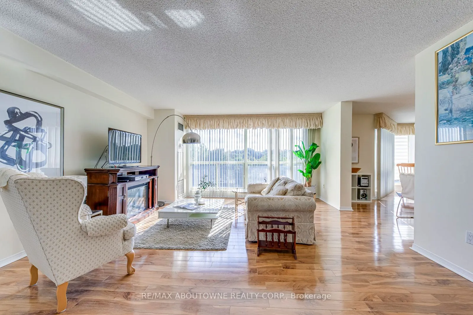 1700 The Collegeway Road, #613