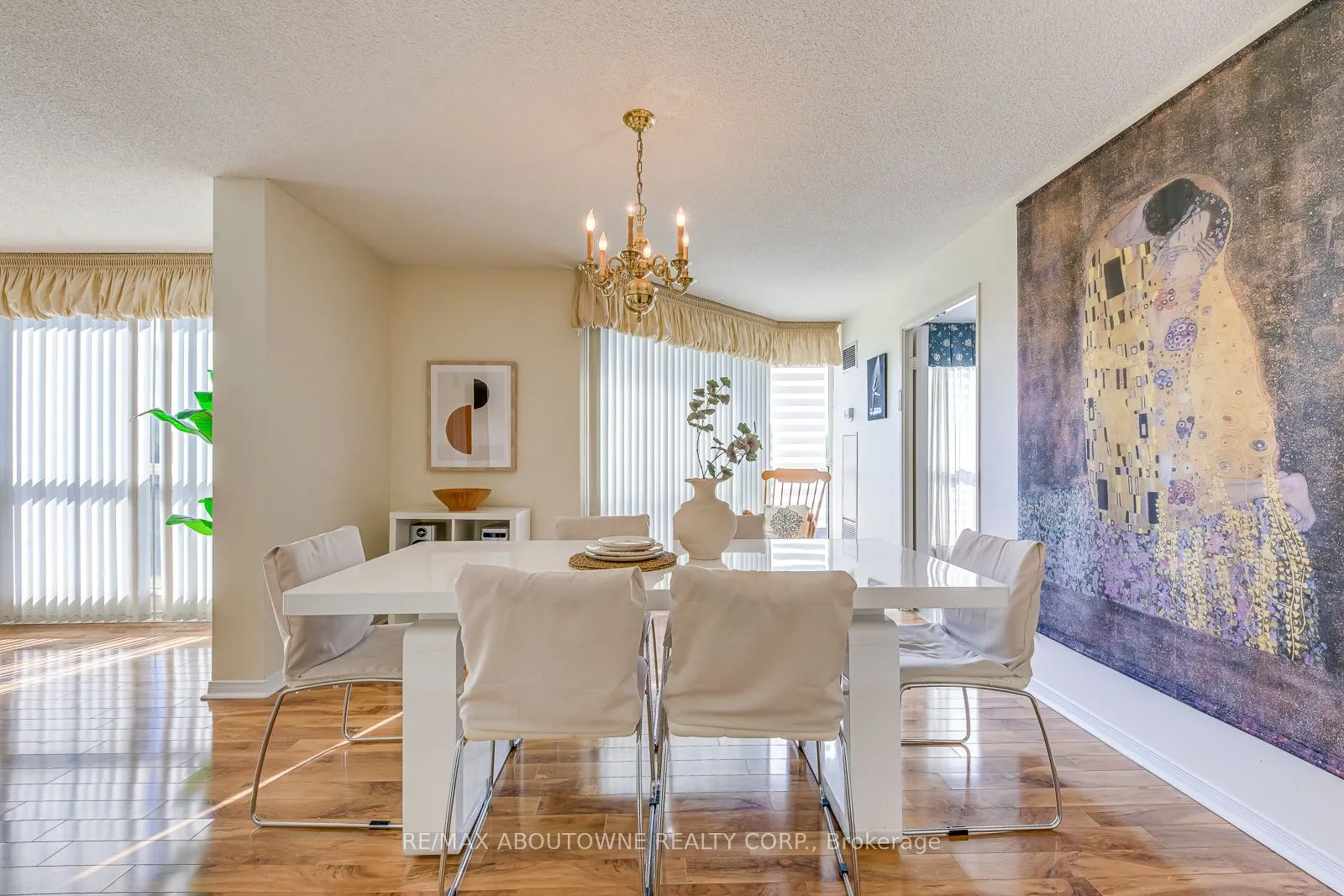 1700 The Collegeway Road, #613