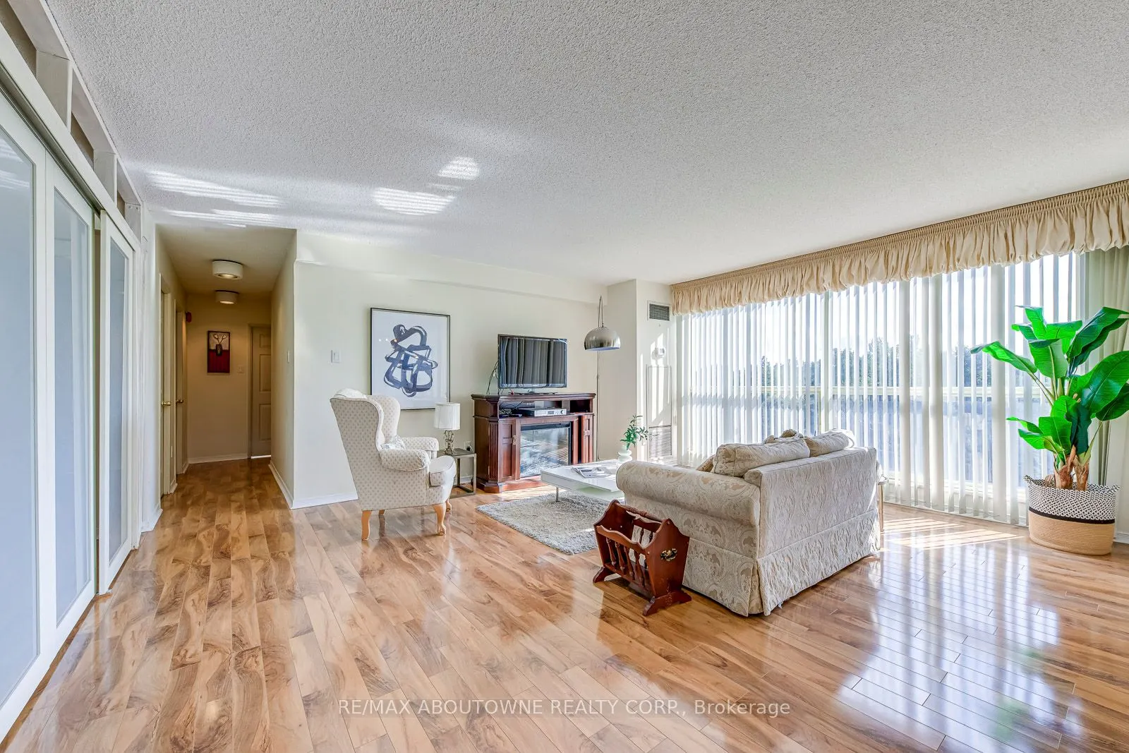 1700 The Collegeway Road, #613