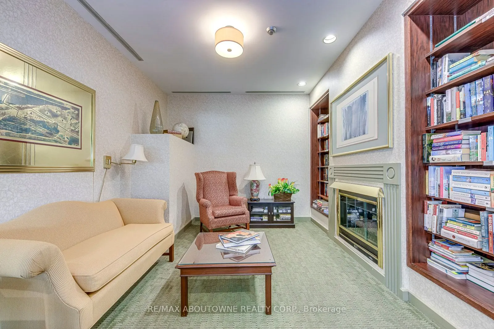 1700 The Collegeway Road, #613