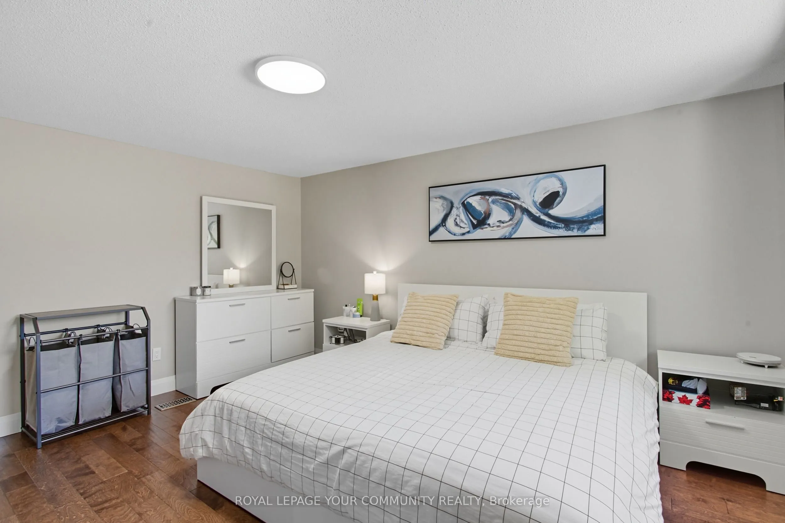 1528 Lancaster Drive, #23