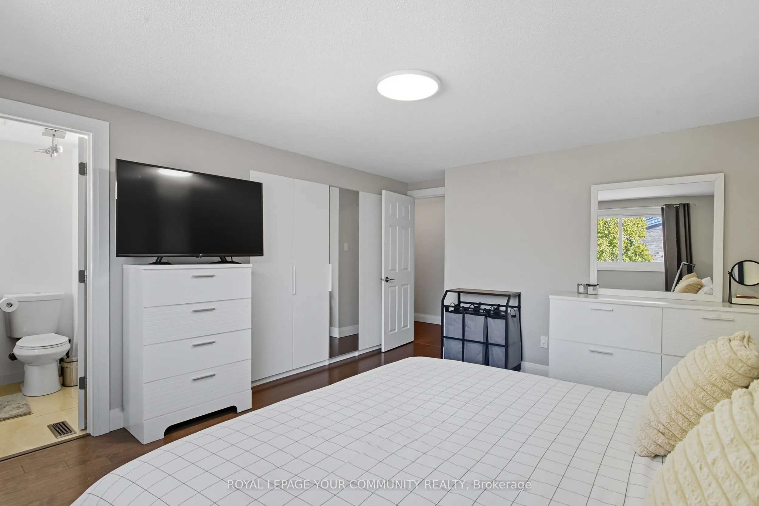 1528 Lancaster Drive, #23