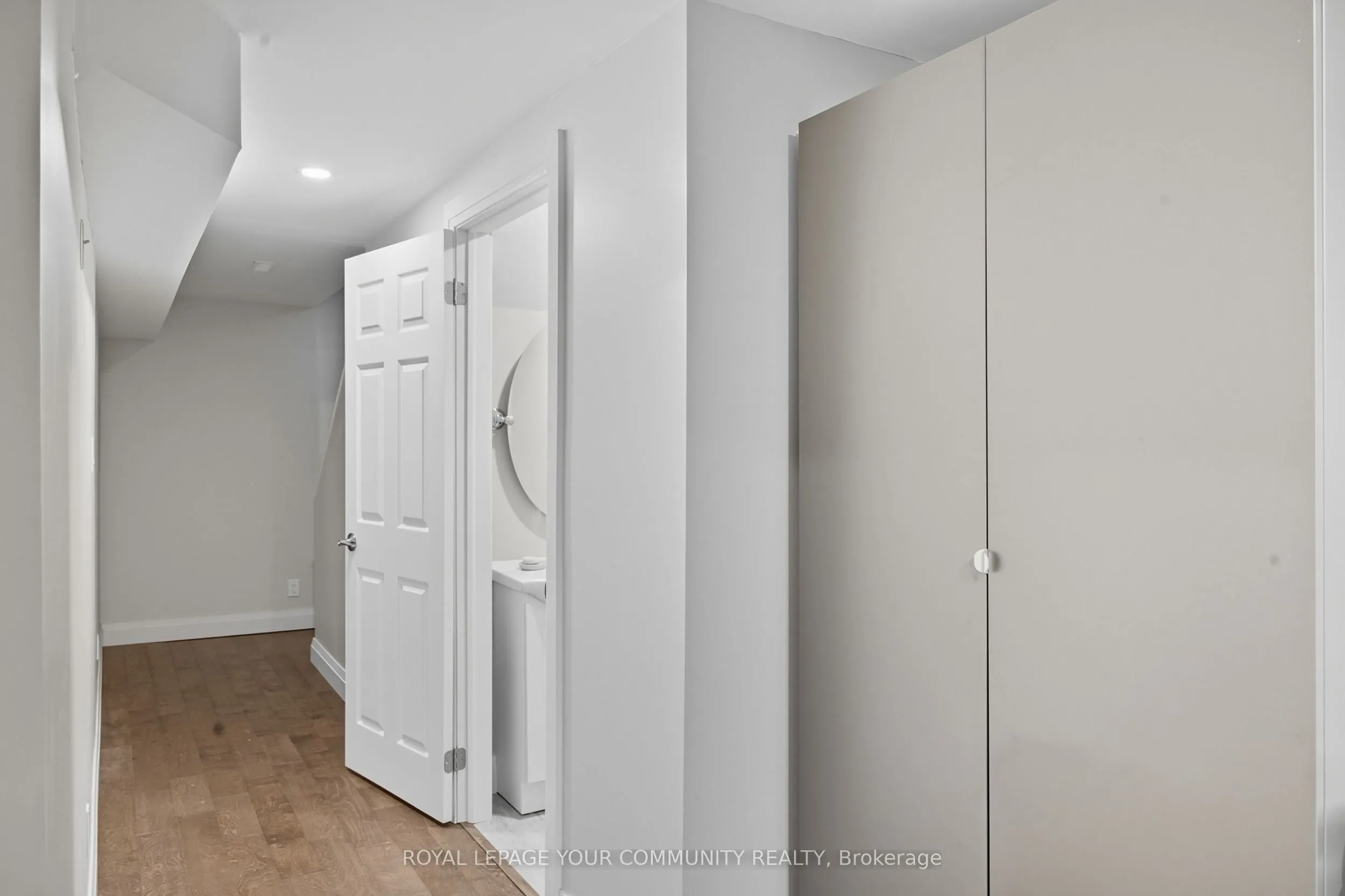 1528 Lancaster Drive, #23