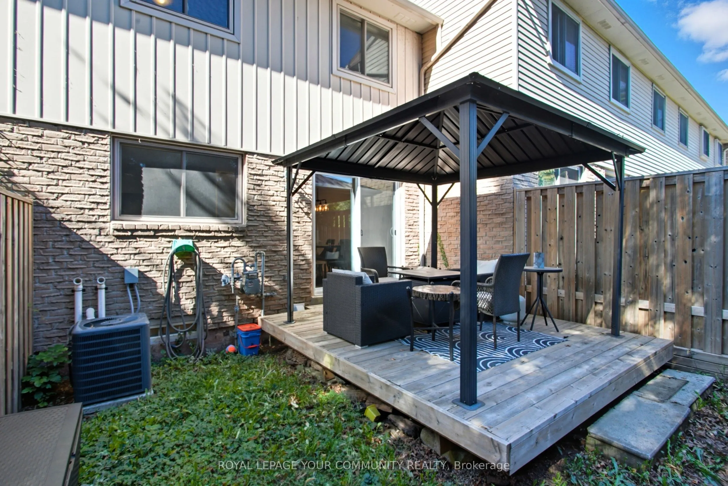 1528 Lancaster Drive, #23