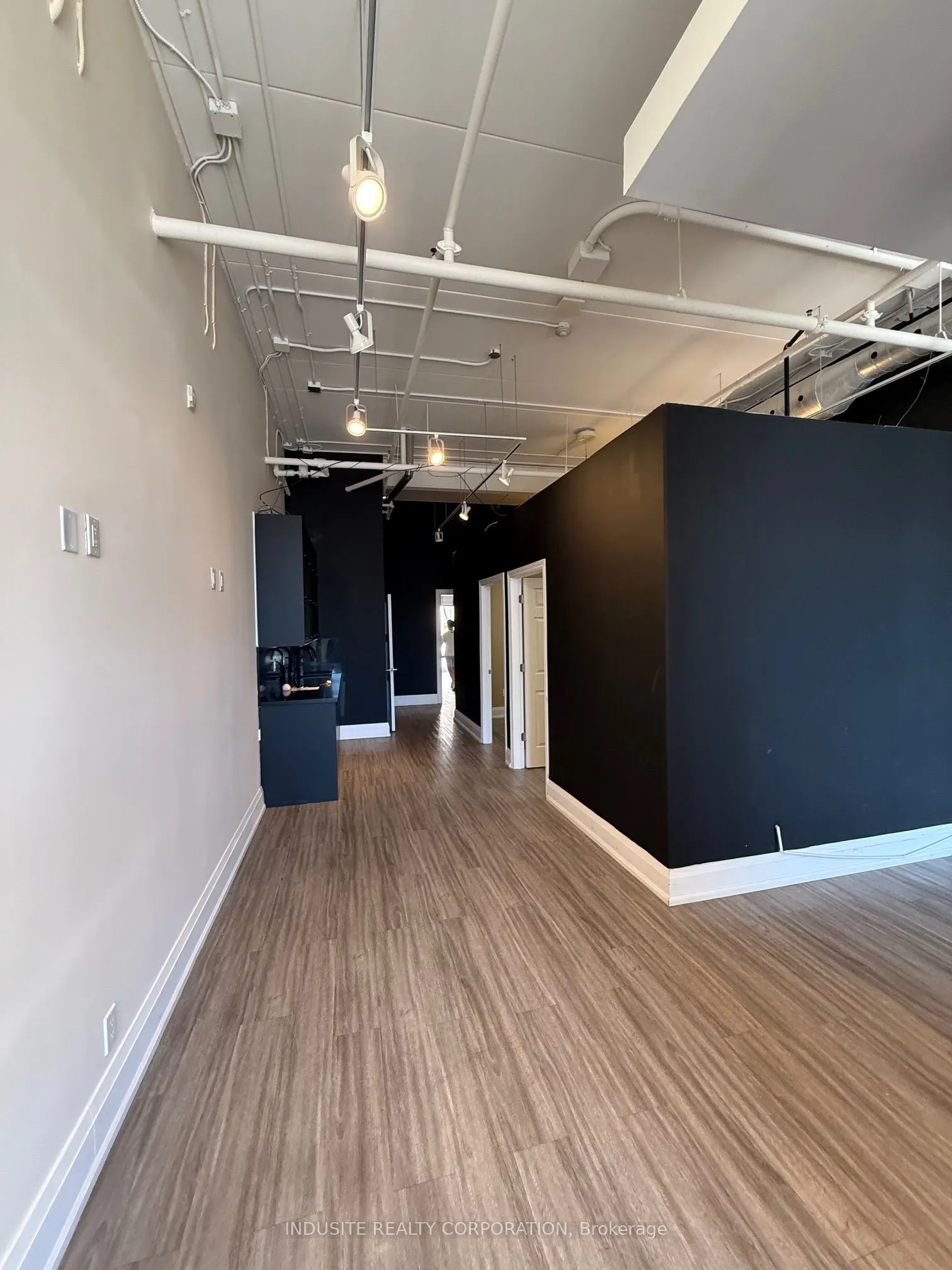 1065 Canadian Place, ##112