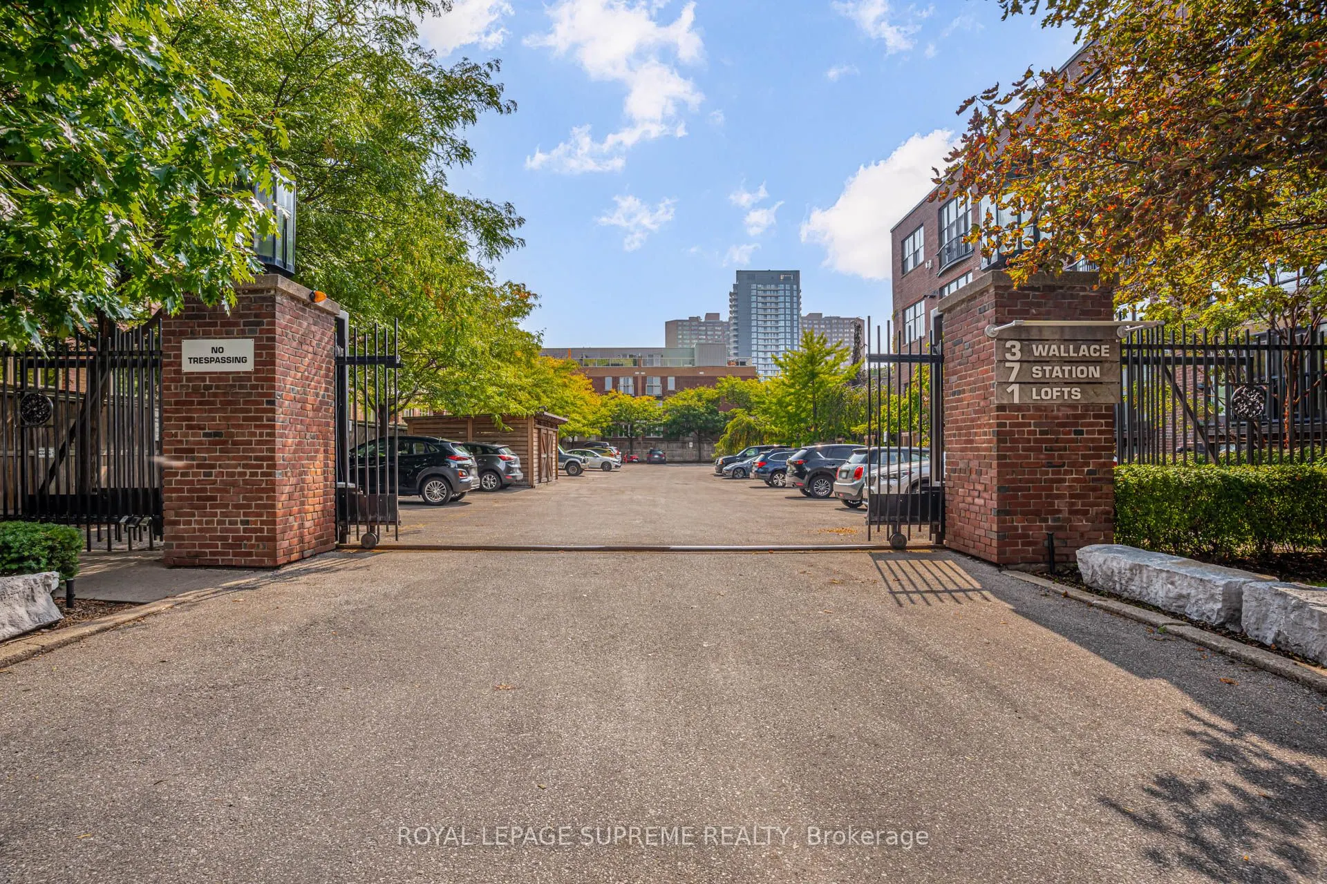 371 Wallace Avenue, #10