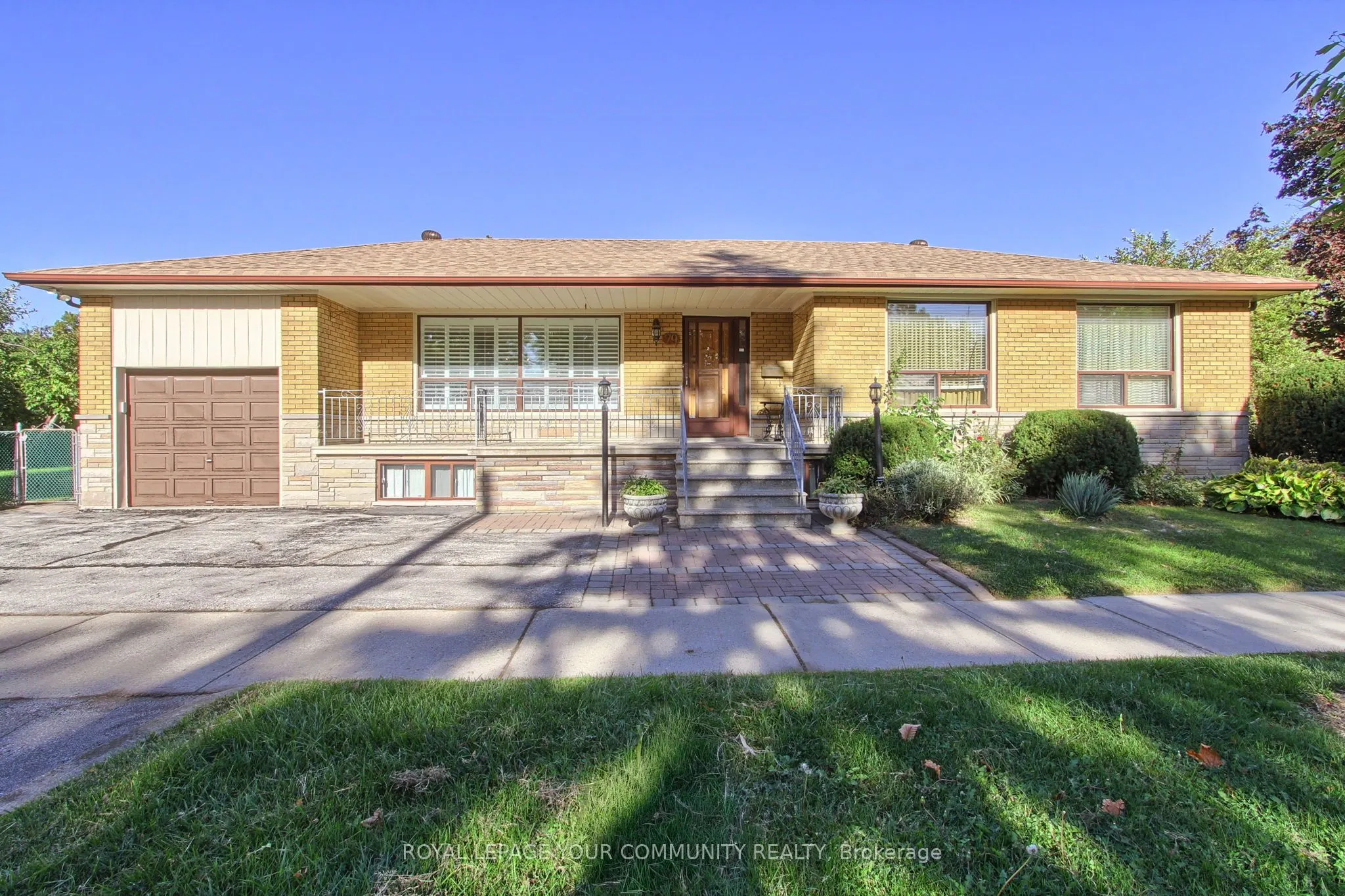 79 Sun Row Drive