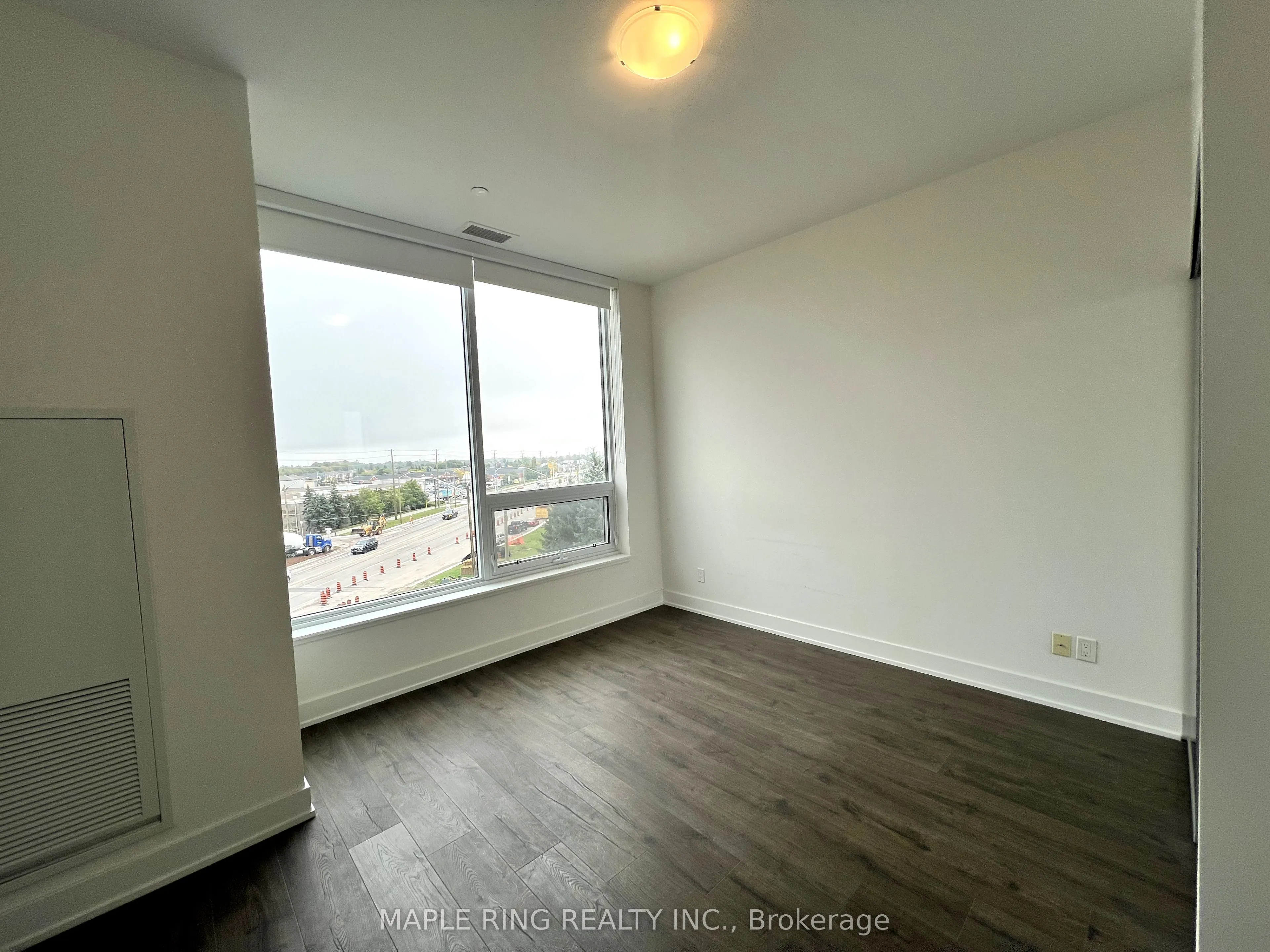 297 Oak Walk Drive, #319