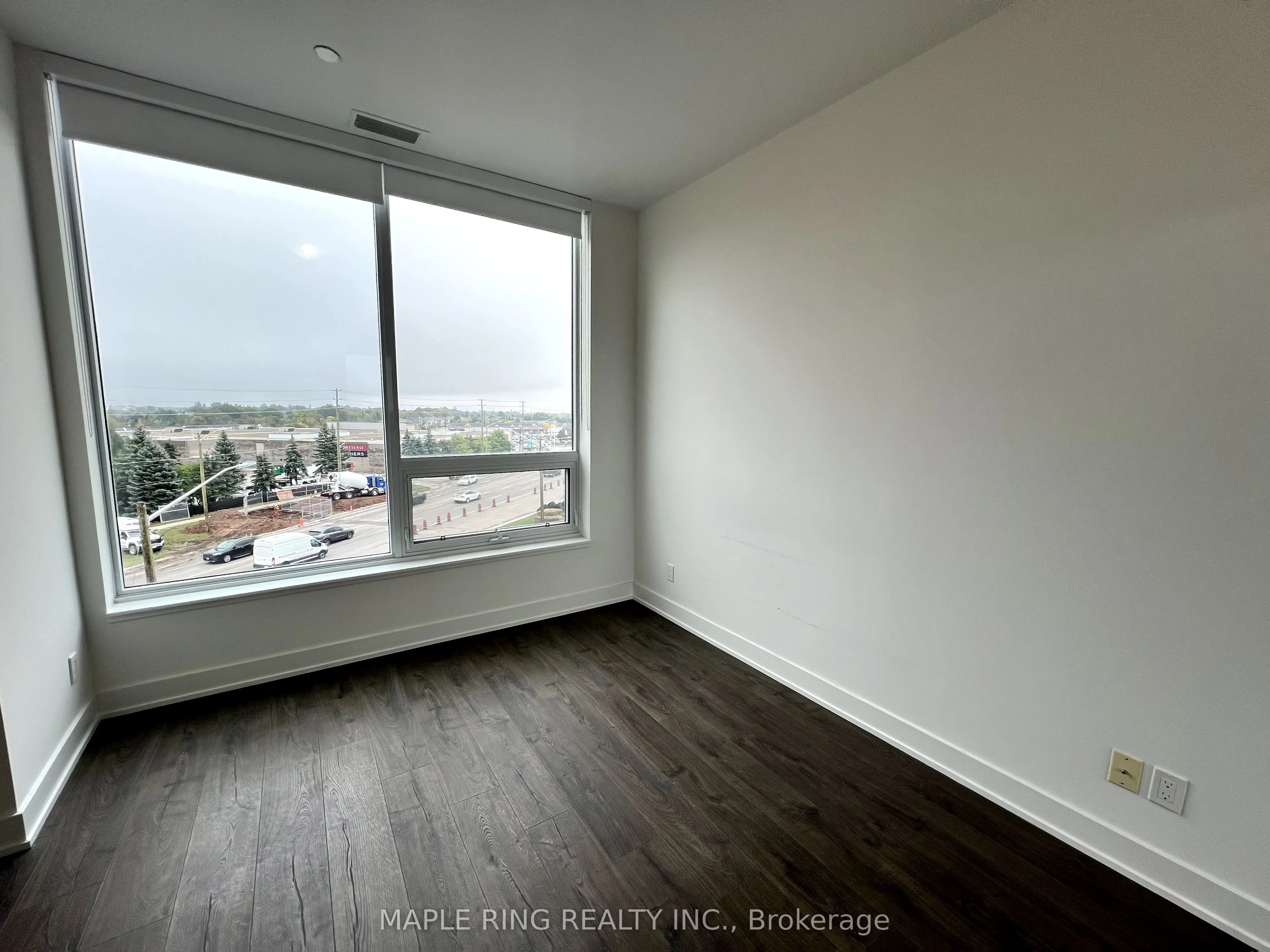 297 Oak Walk Drive, #319