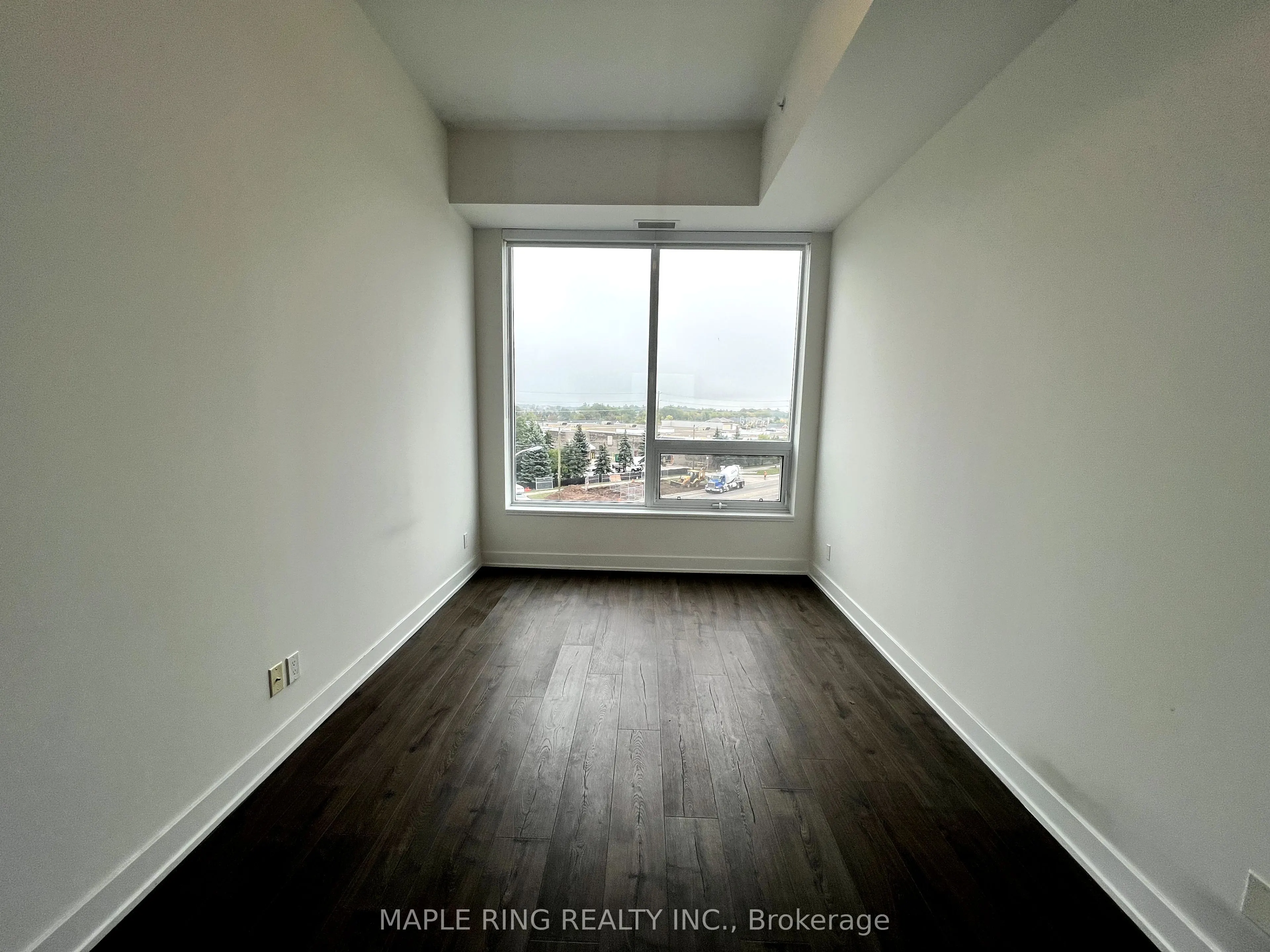 297 Oak Walk Drive, #319