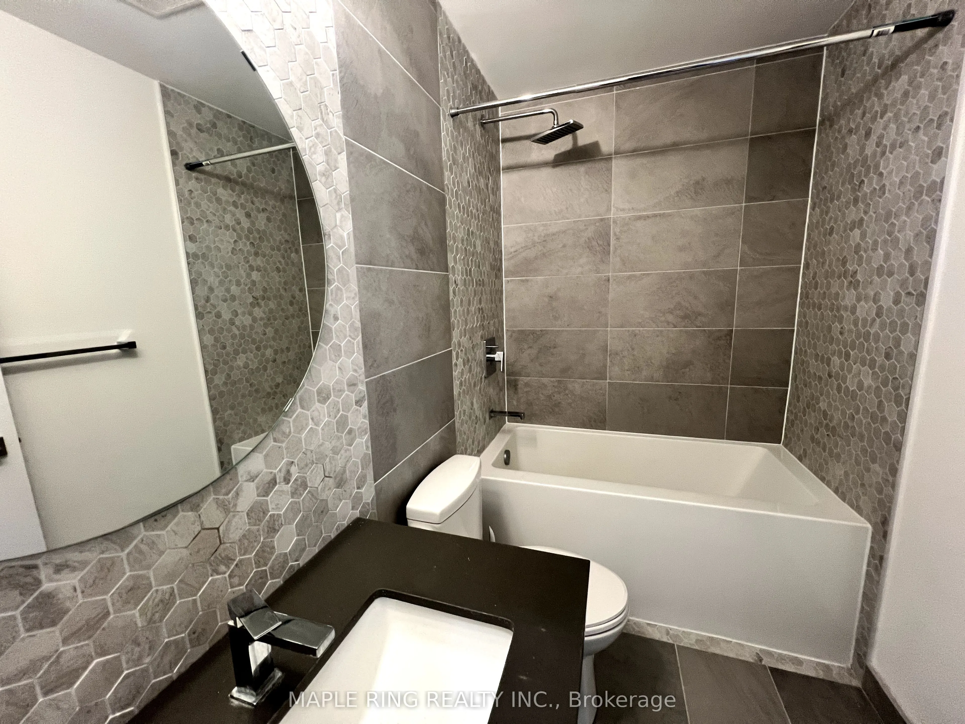 297 Oak Walk Drive, #319