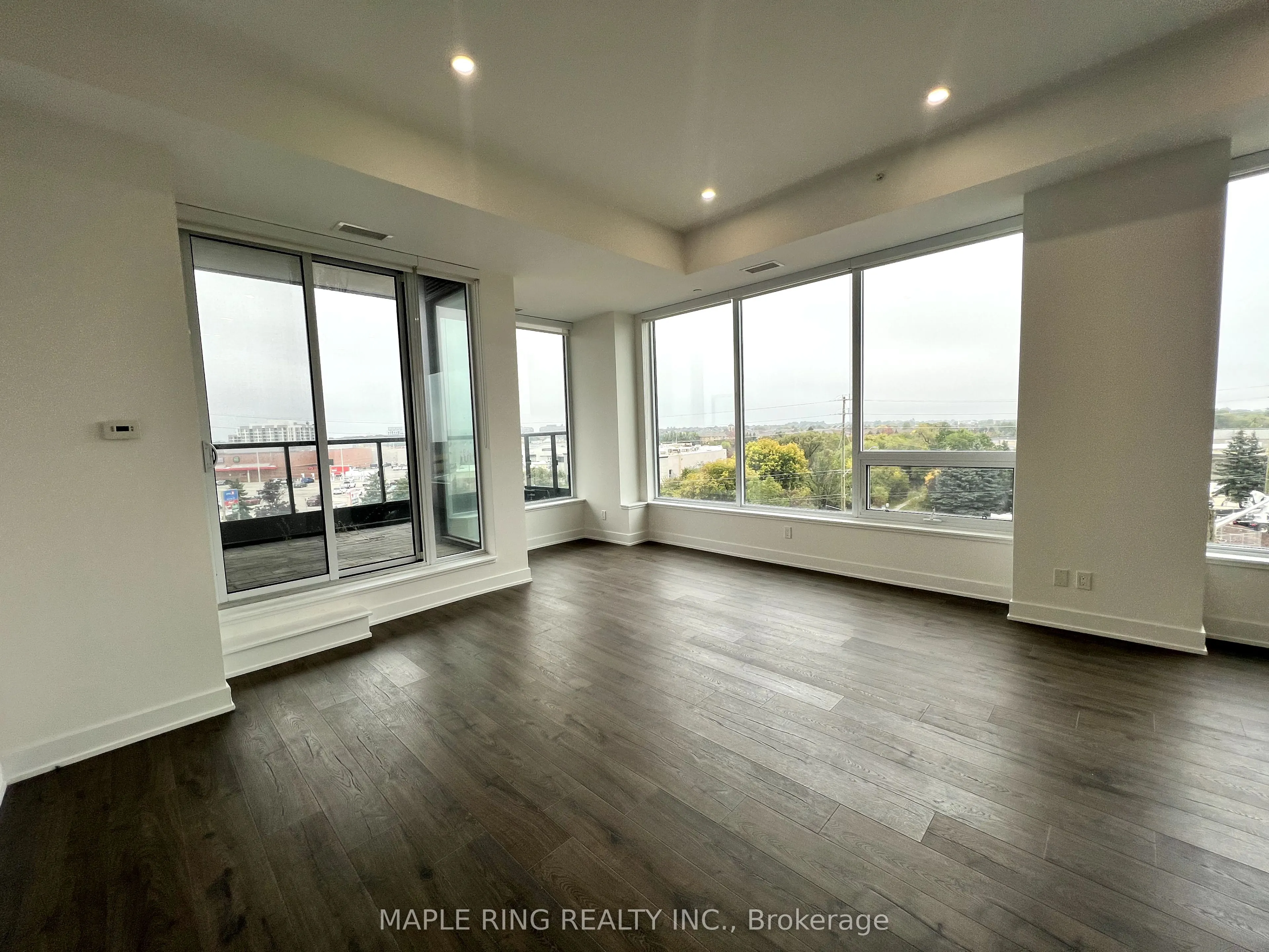297 Oak Walk Drive, #319