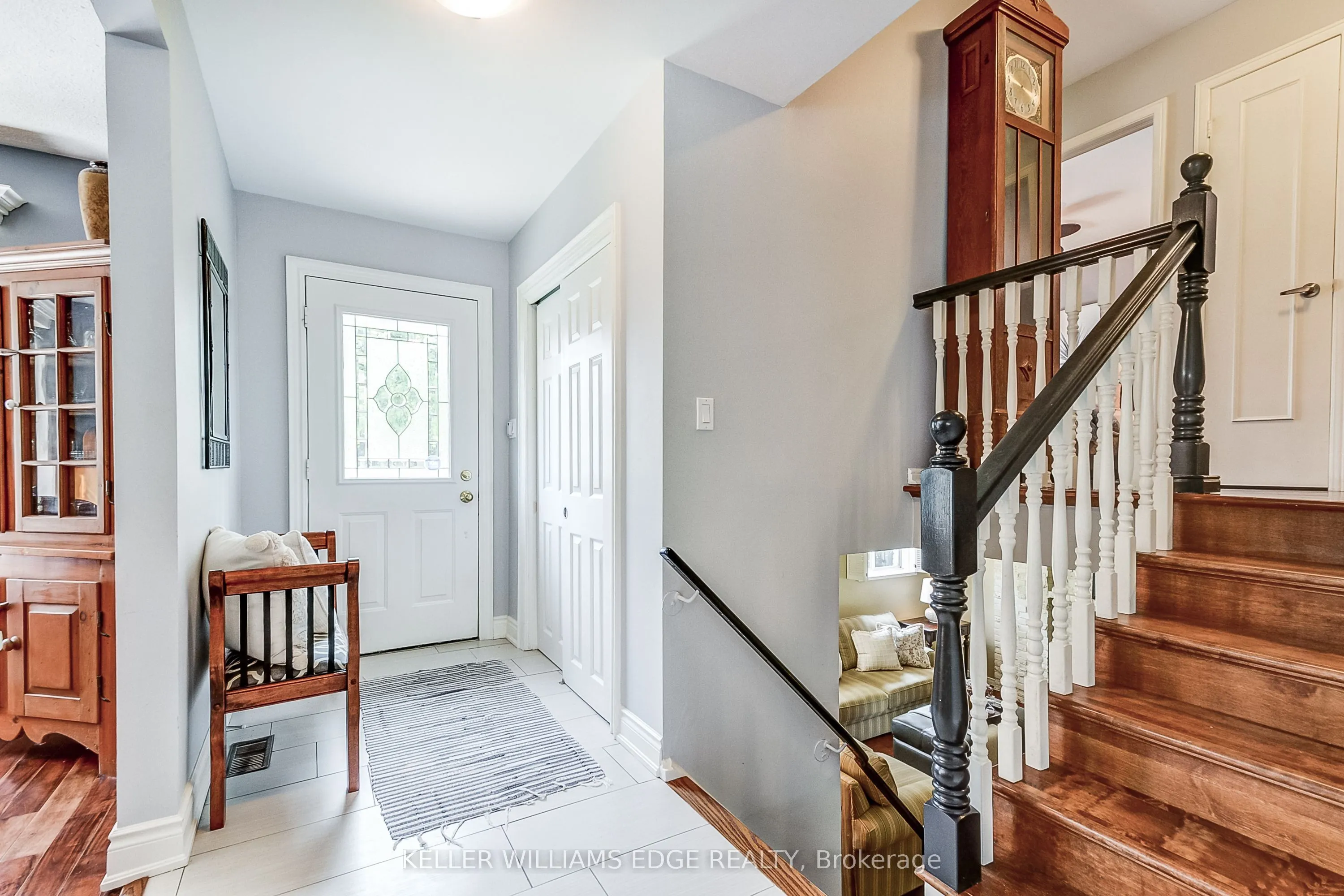 5203 Broughton Crescent