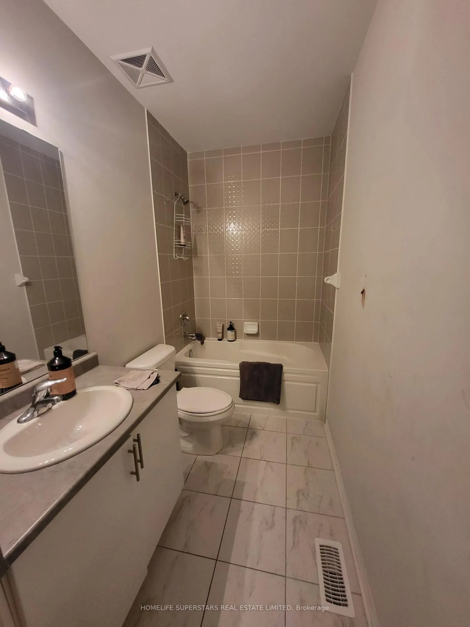 1200 Main Street E, #207