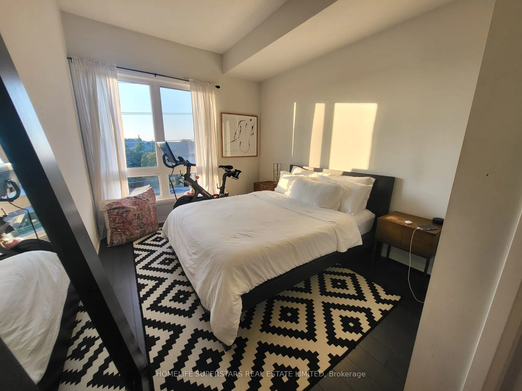1200 Main Street E, #207