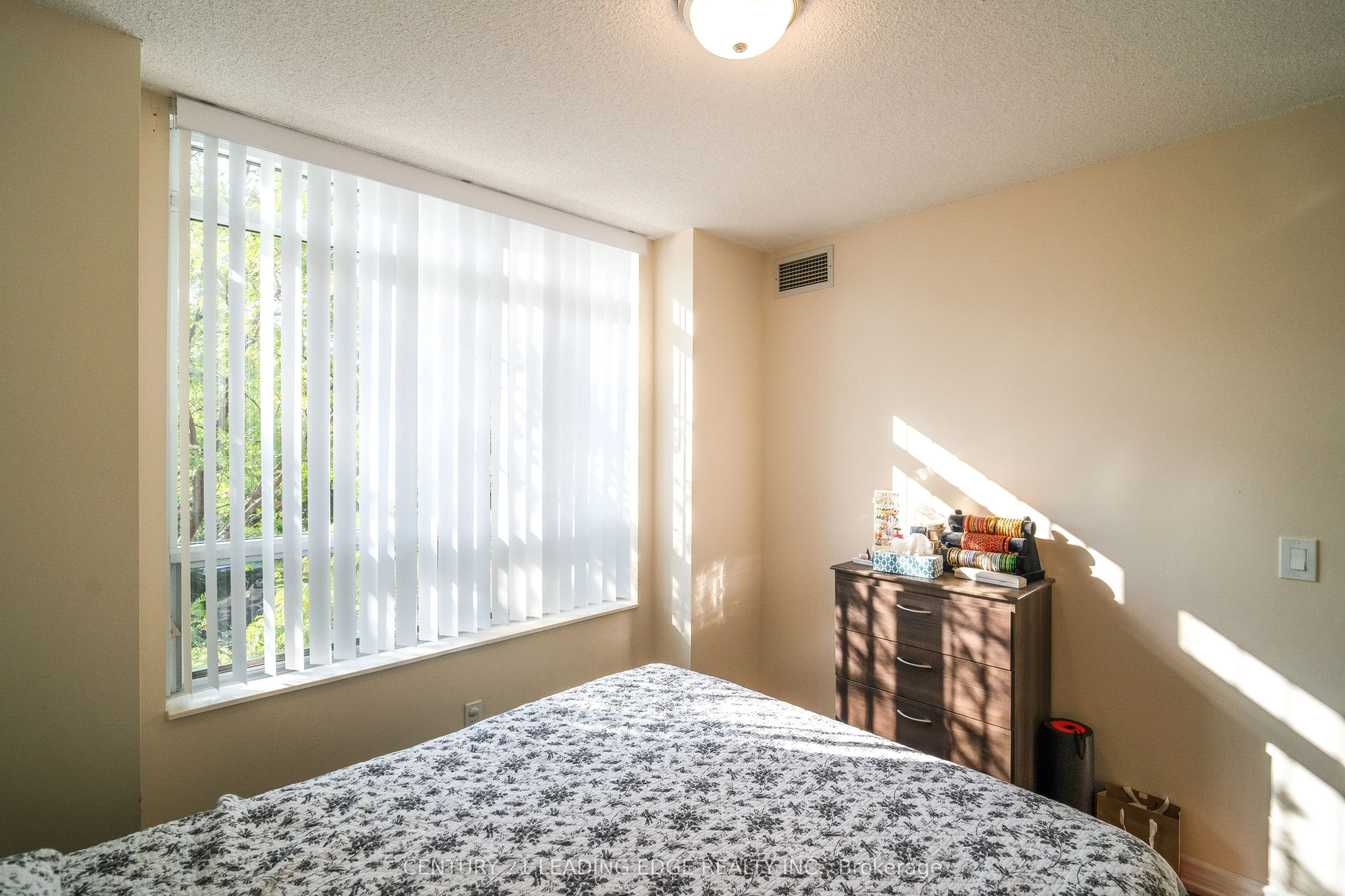700 HUMBERWOOD Boulevard, #219