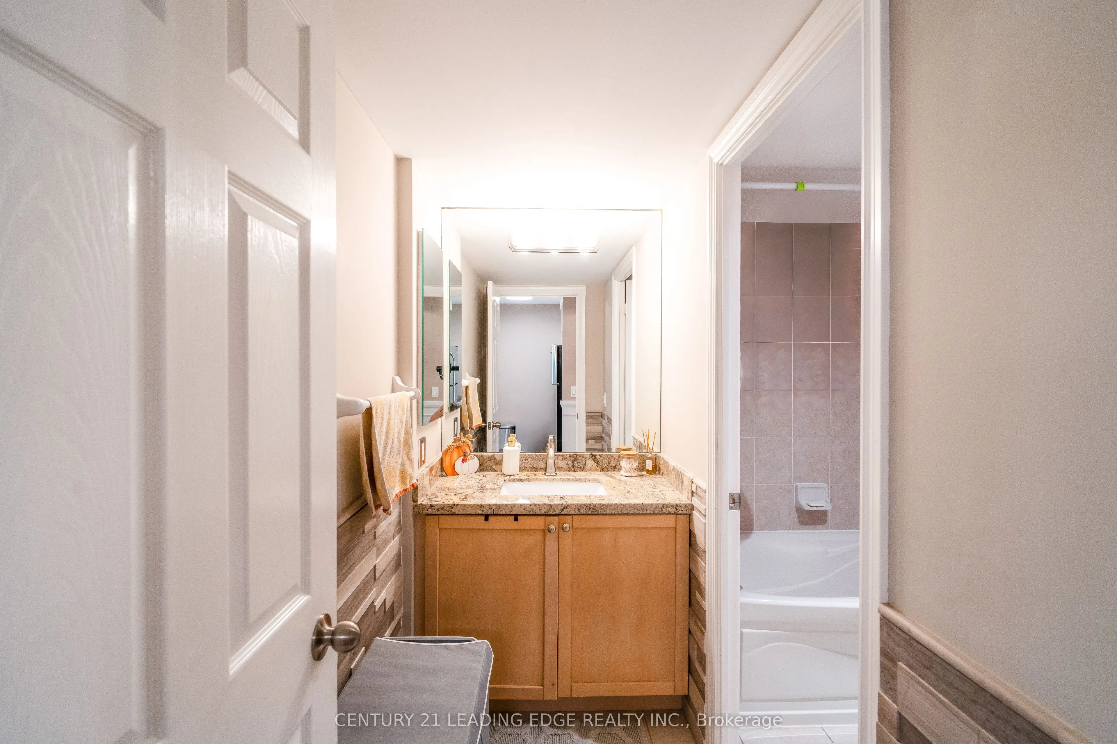 700 HUMBERWOOD Boulevard, #219