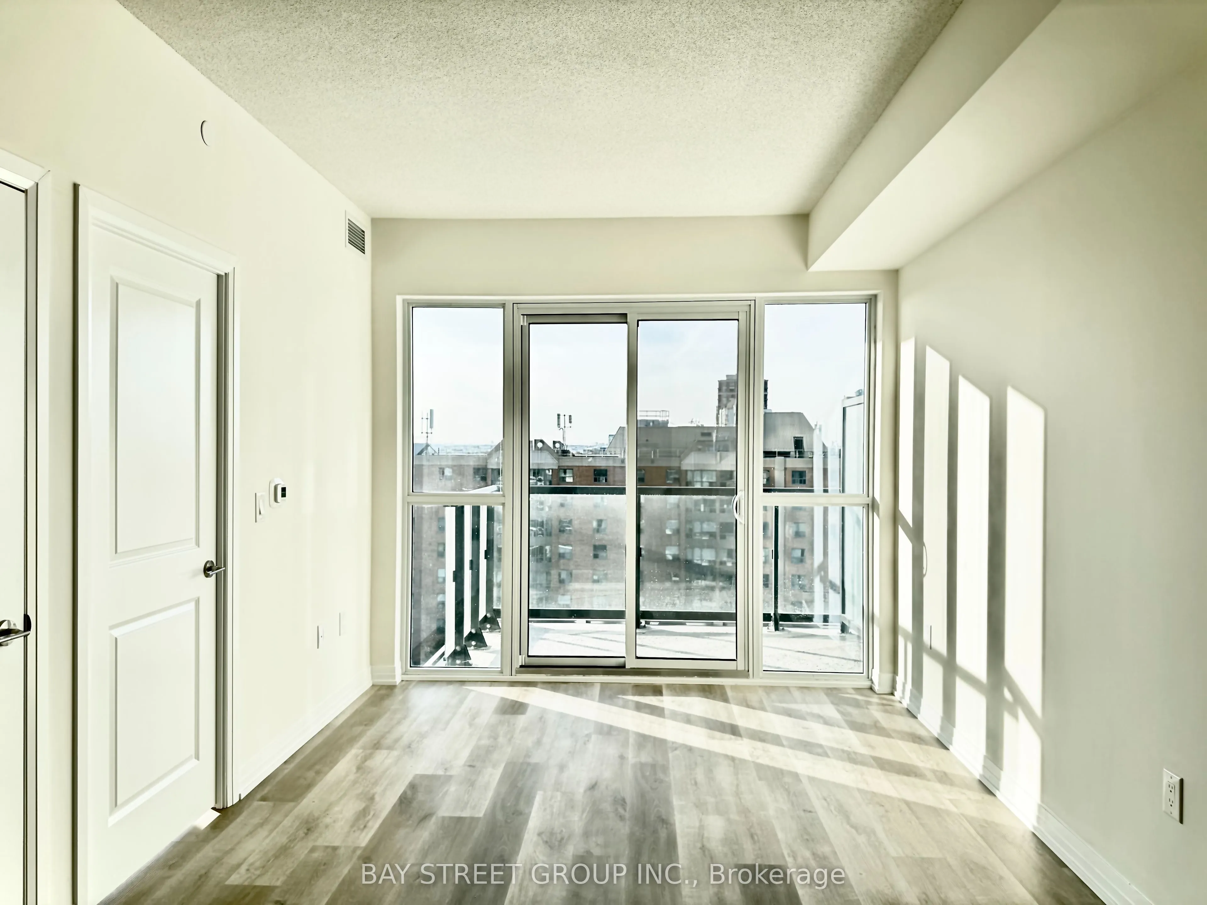 15 Watergarden Drive, #907