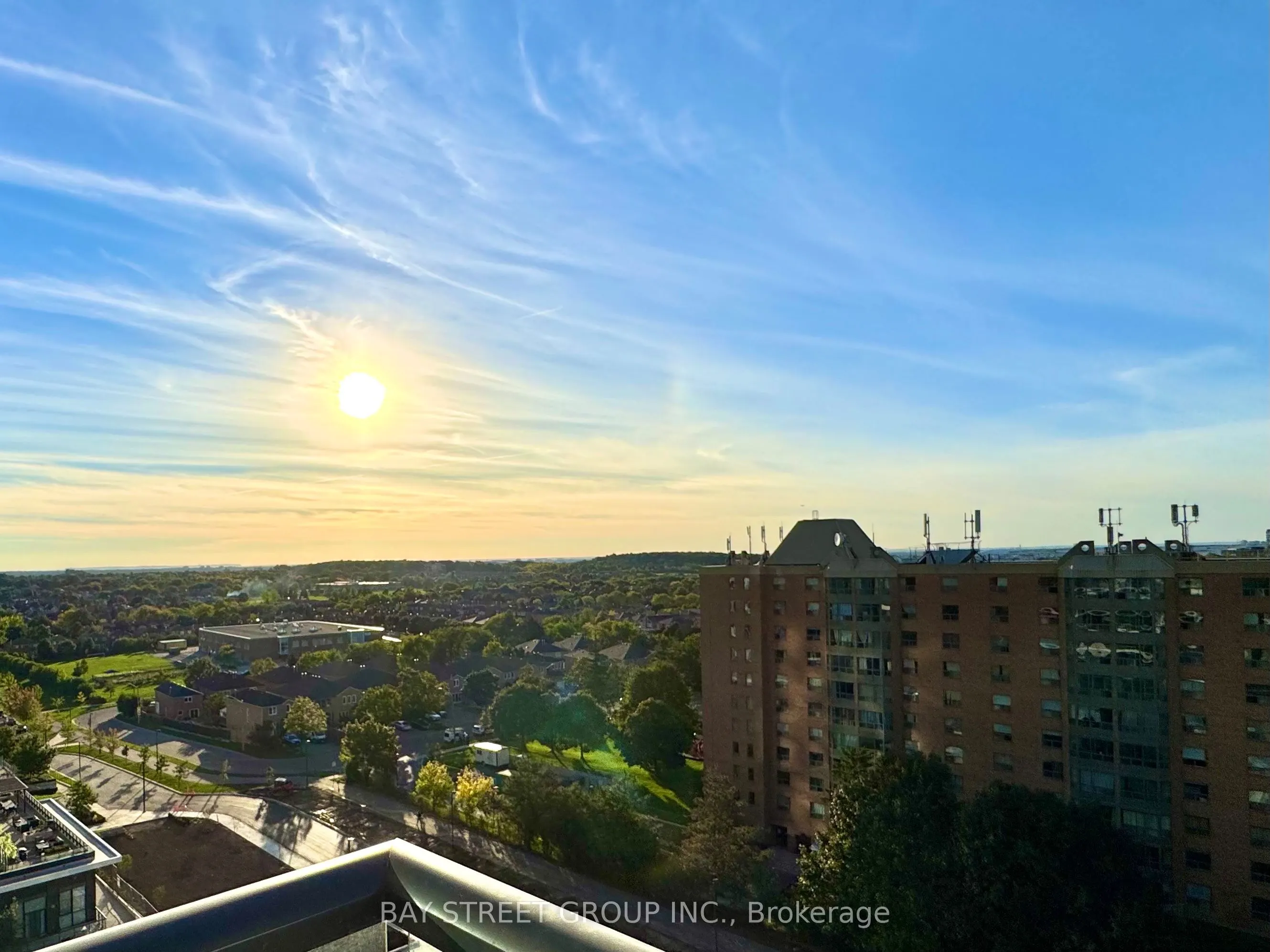 15 Watergarden Drive, #907
