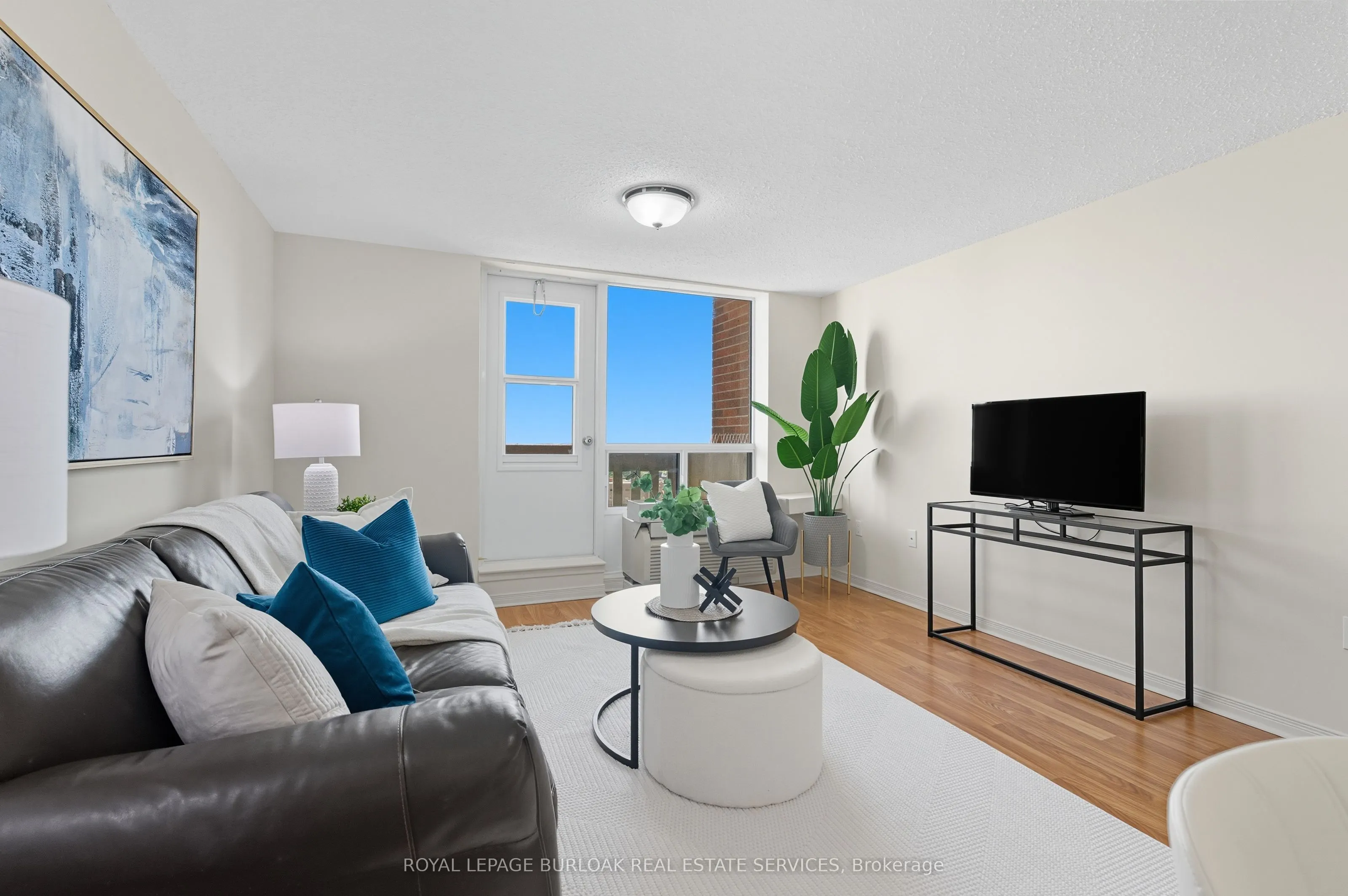 6720 Glen Erin Drive, #902