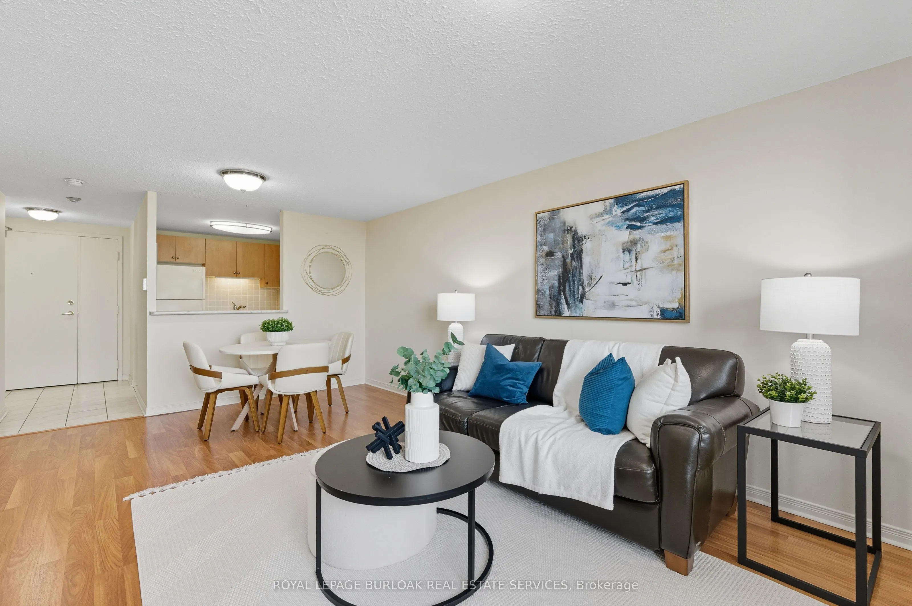 6720 Glen Erin Drive, #902