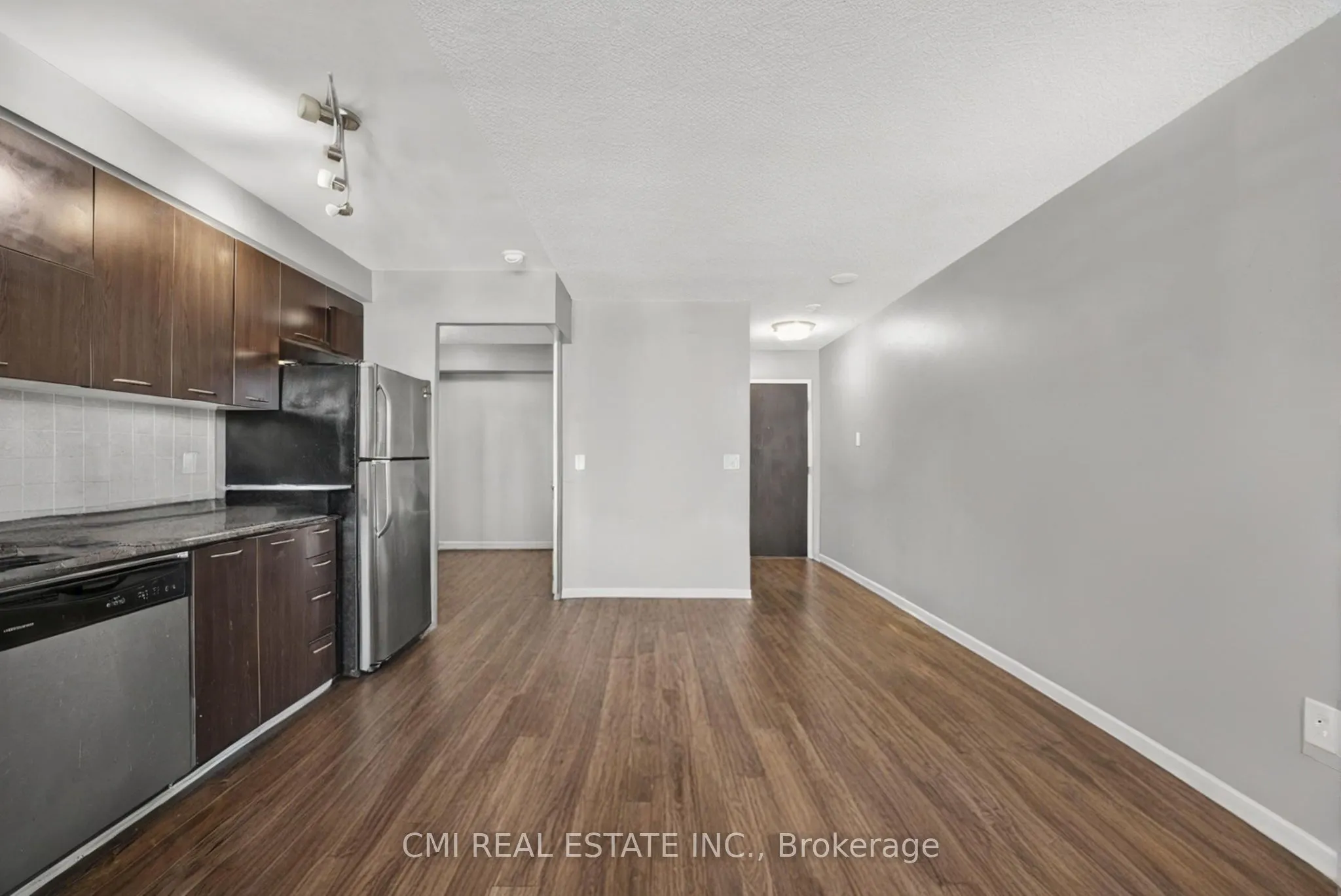 38 Joe Shuster Way, #725