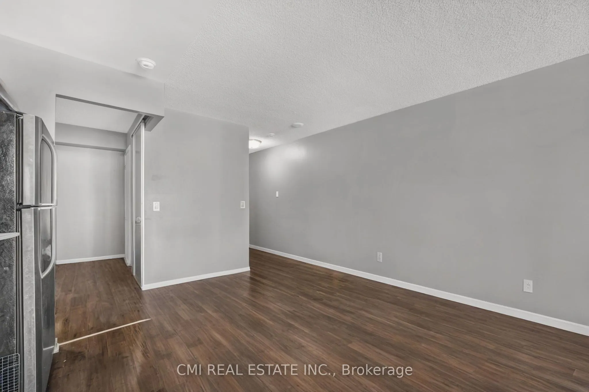 38 Joe Shuster Way, #725