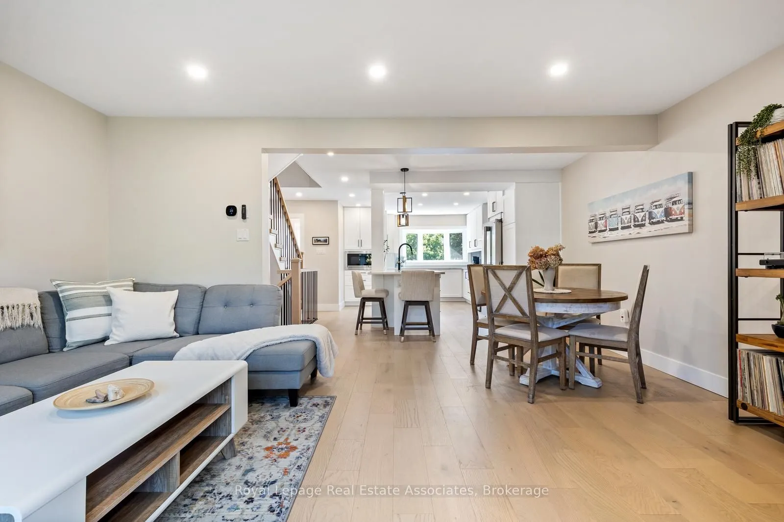 1020 Walden Circle, #20