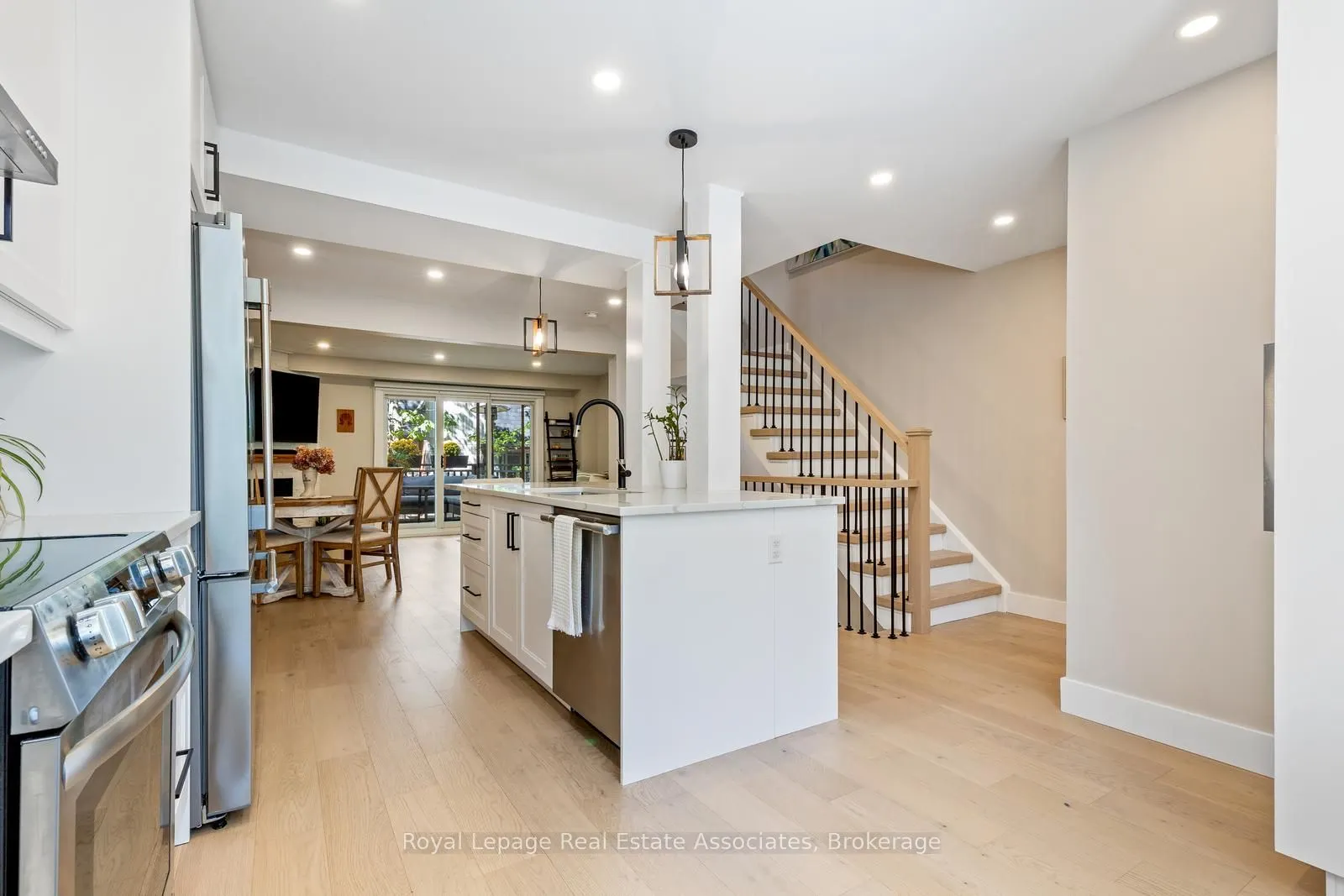 1020 Walden Circle, #20