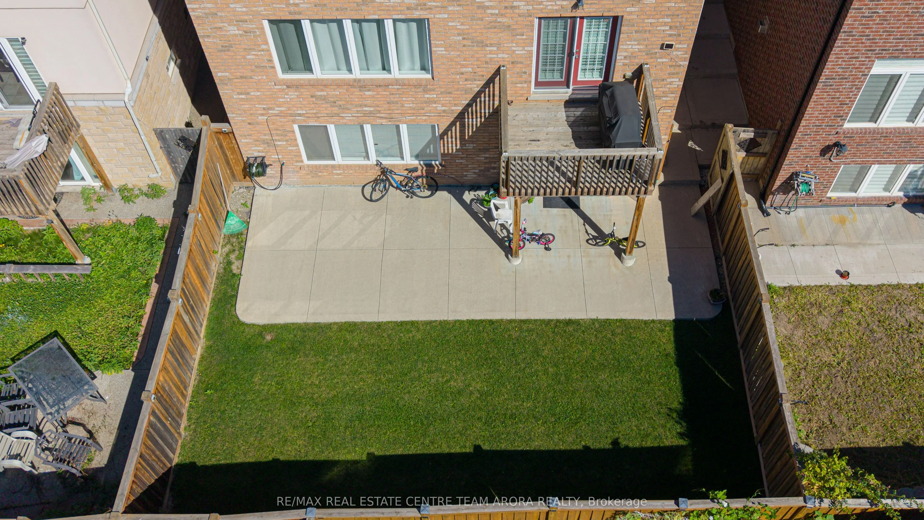 65 Monkton Circle