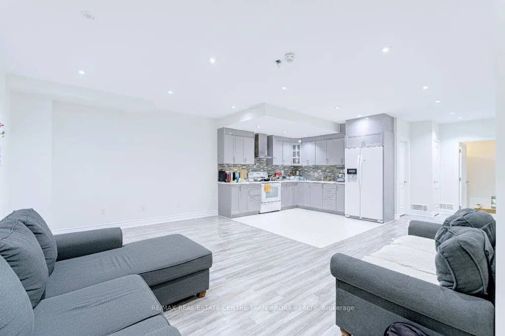 65 Monkton Circle