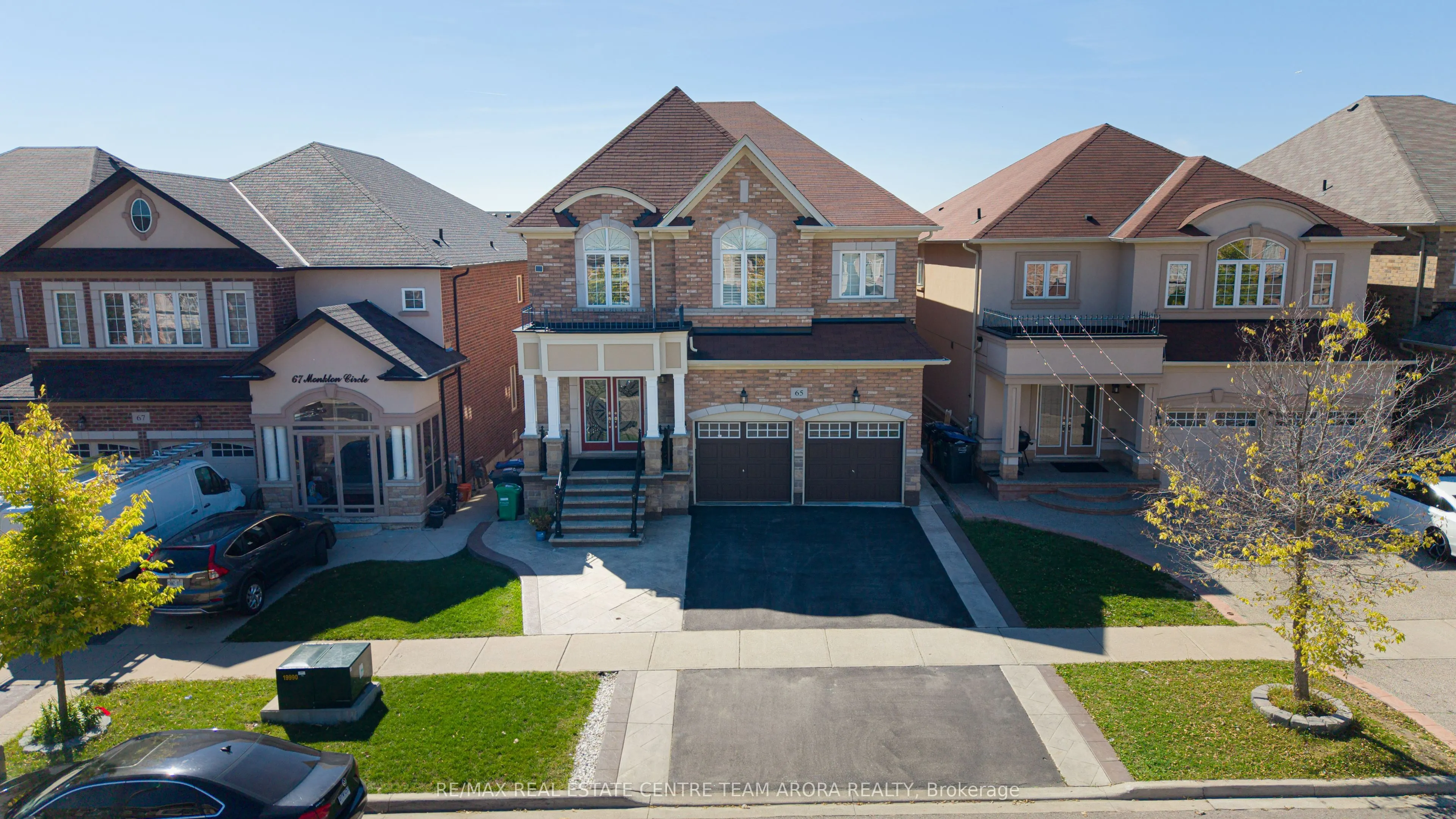 65 Monkton Circle