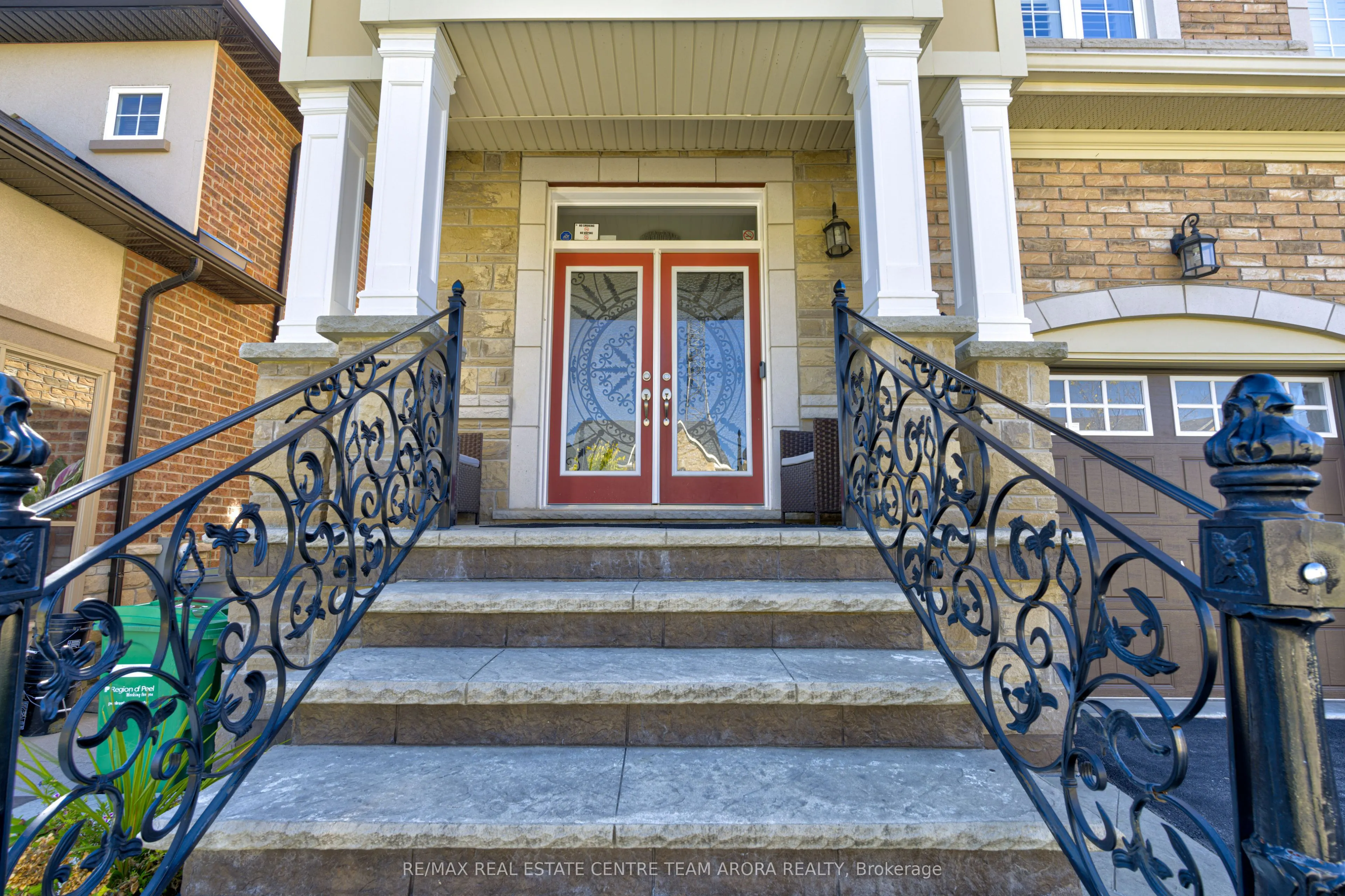 65 Monkton Circle