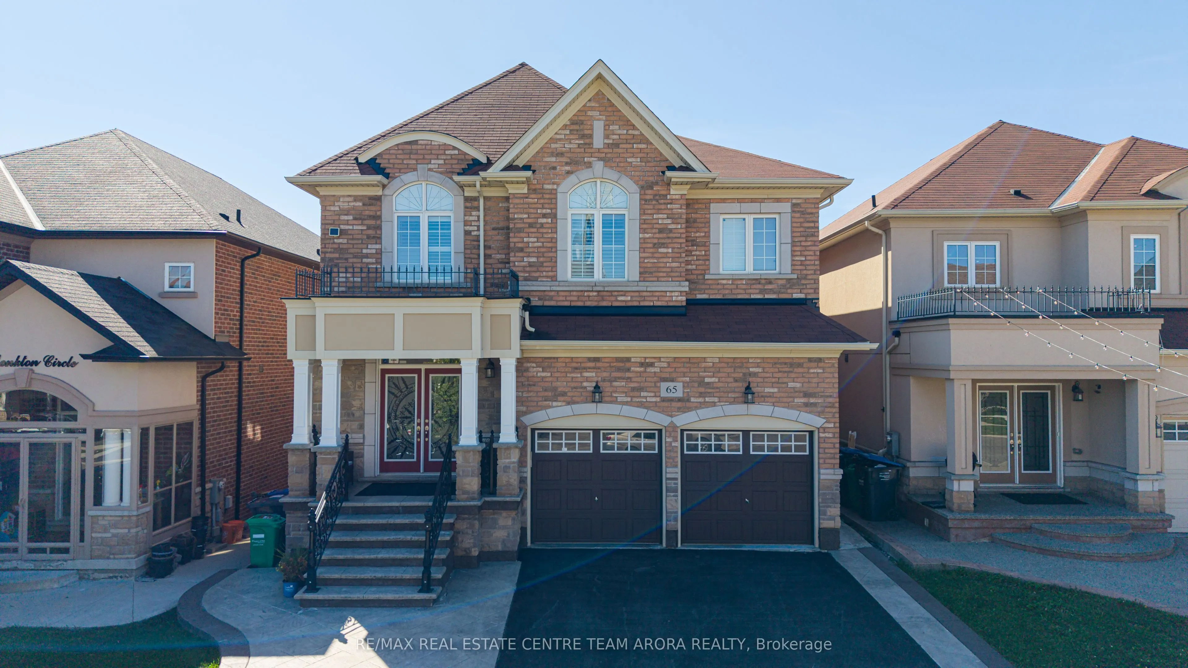 65 Monkton Circle