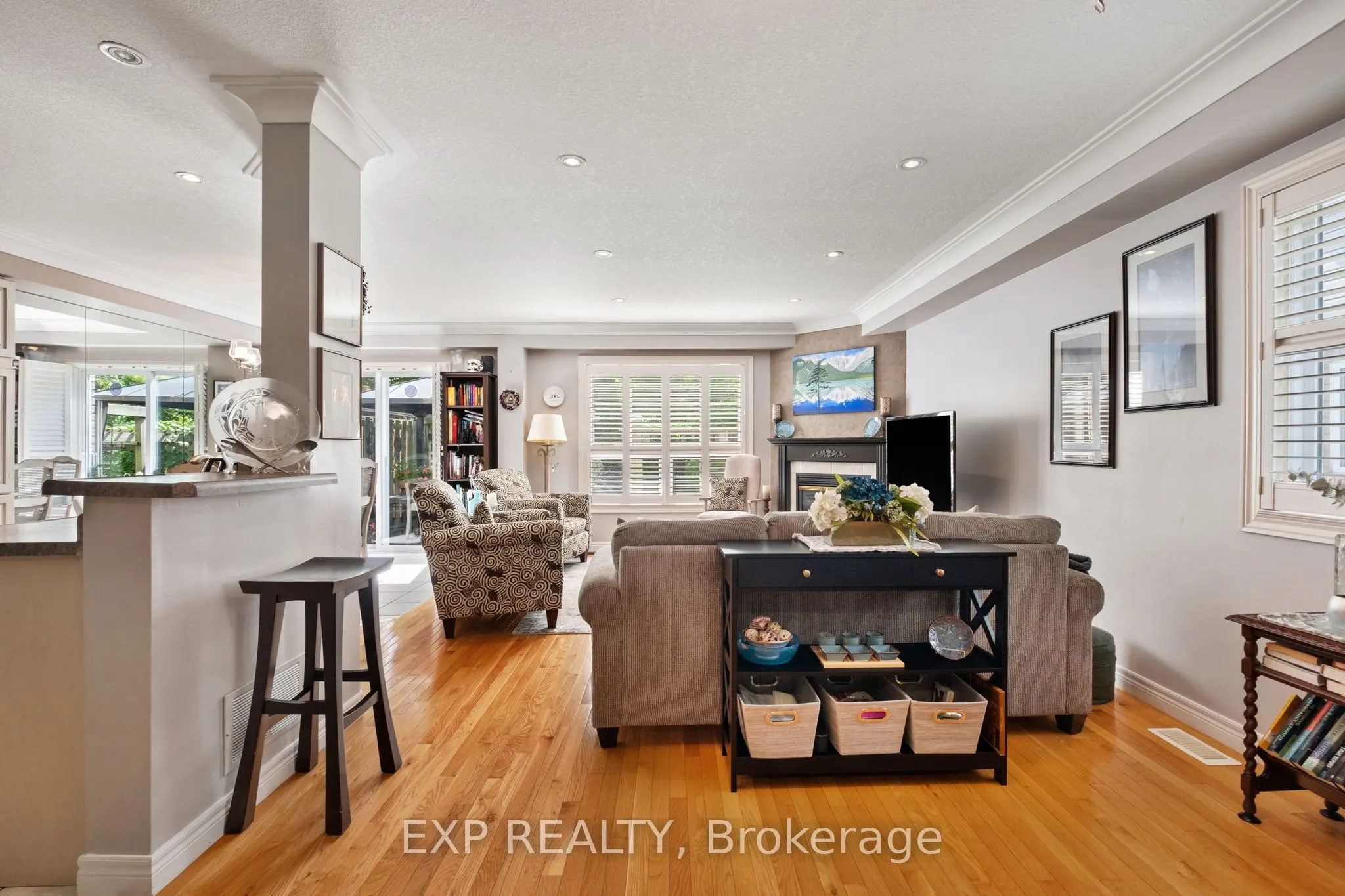 130 Robert Street, #22