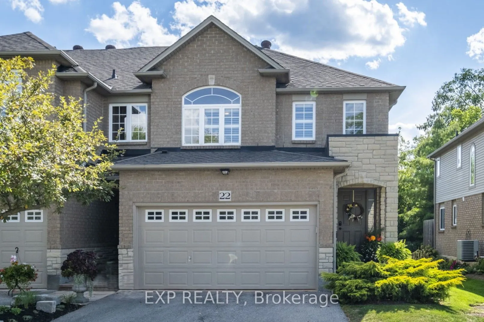 130 Robert Street, #22