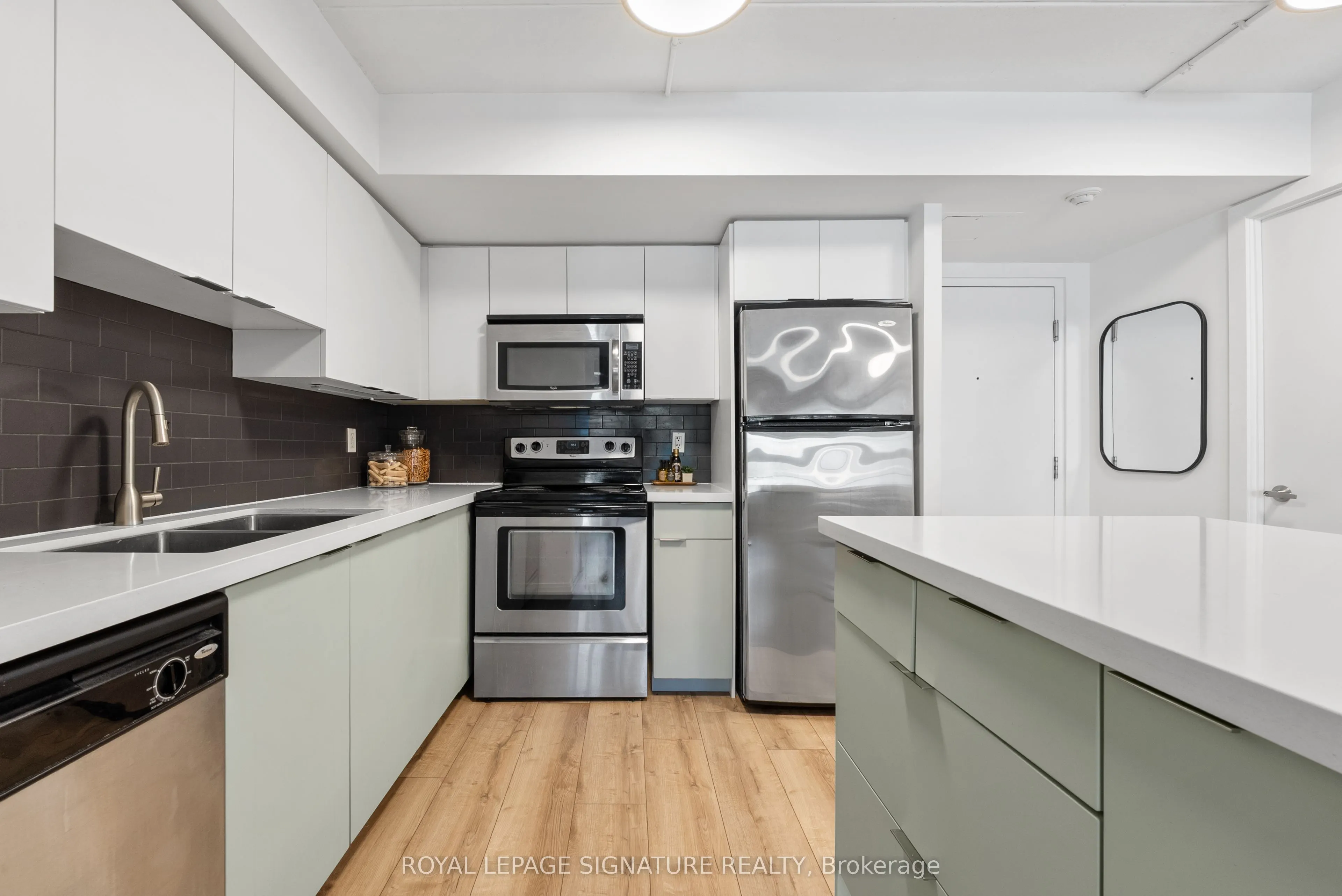 1100 Lansdowne Avenue, #336
