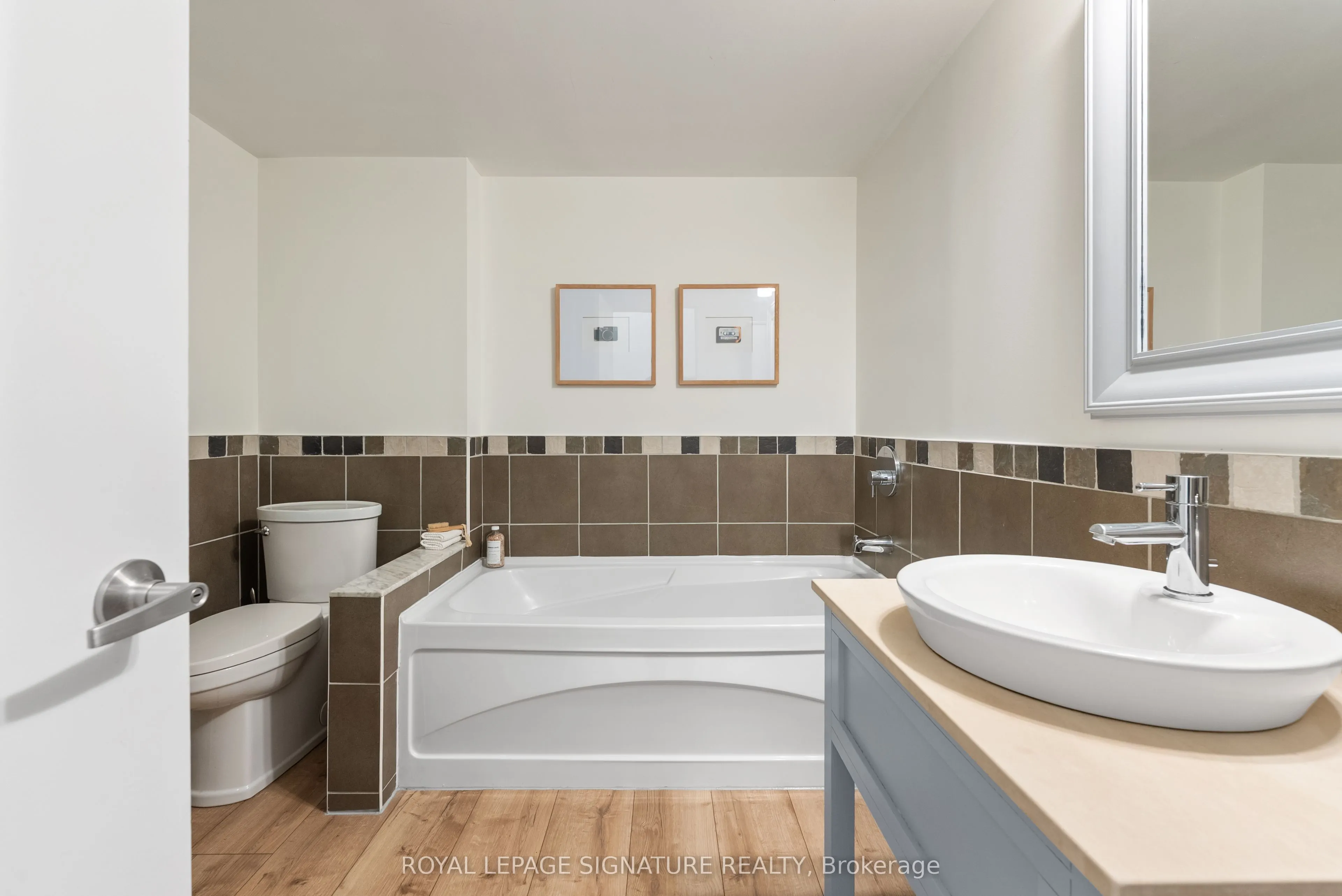 1100 Lansdowne Avenue, #336