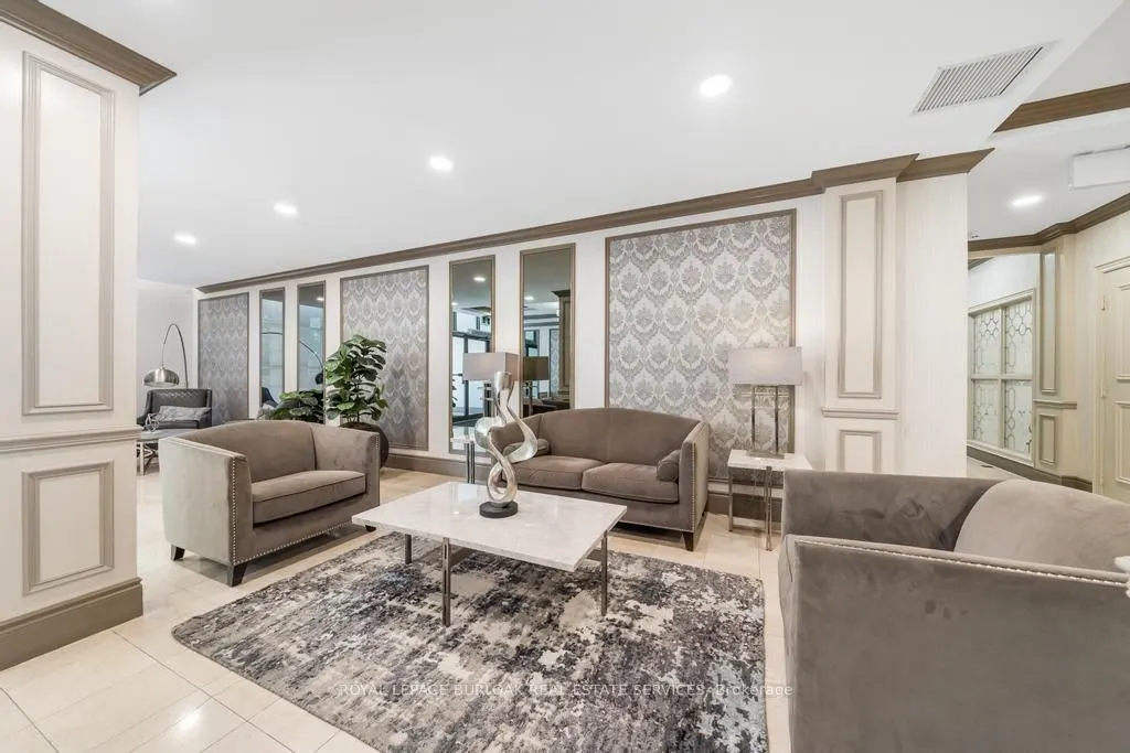 442 Maple Avenue, #1101