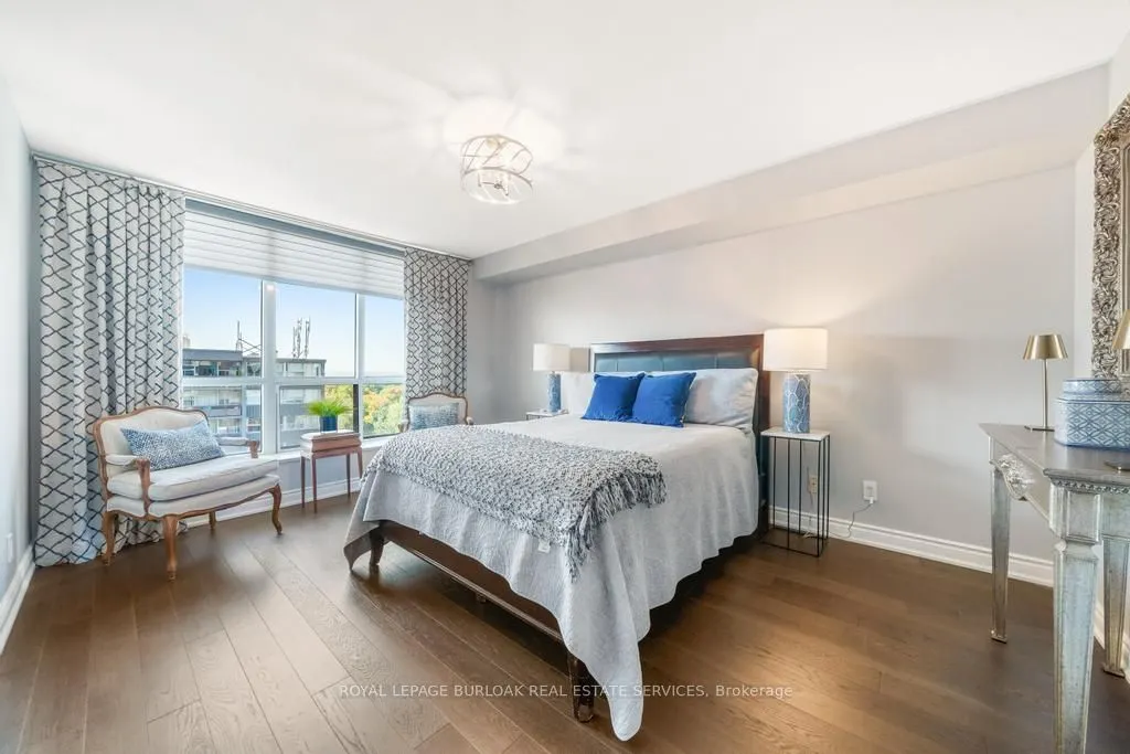 442 Maple Avenue, #1101