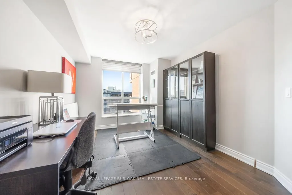442 Maple Avenue, #1101