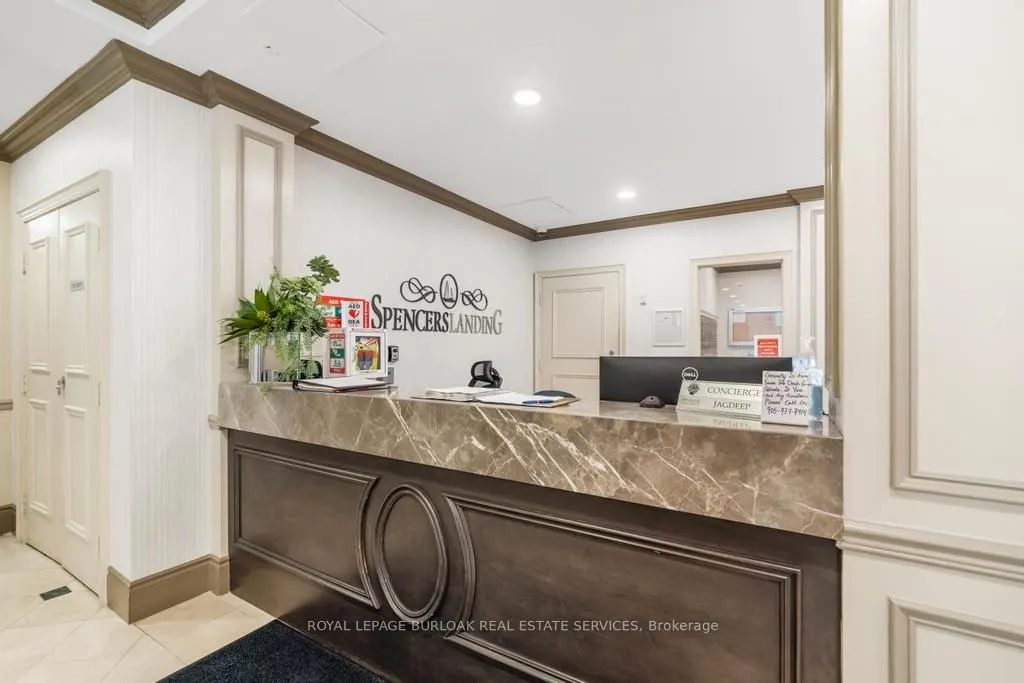 442 Maple Avenue, #1101
