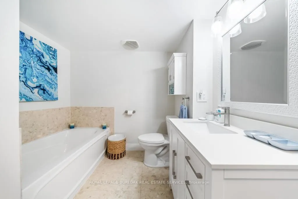442 Maple Avenue, #1101