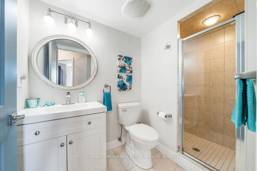 442 Maple Avenue, #1101