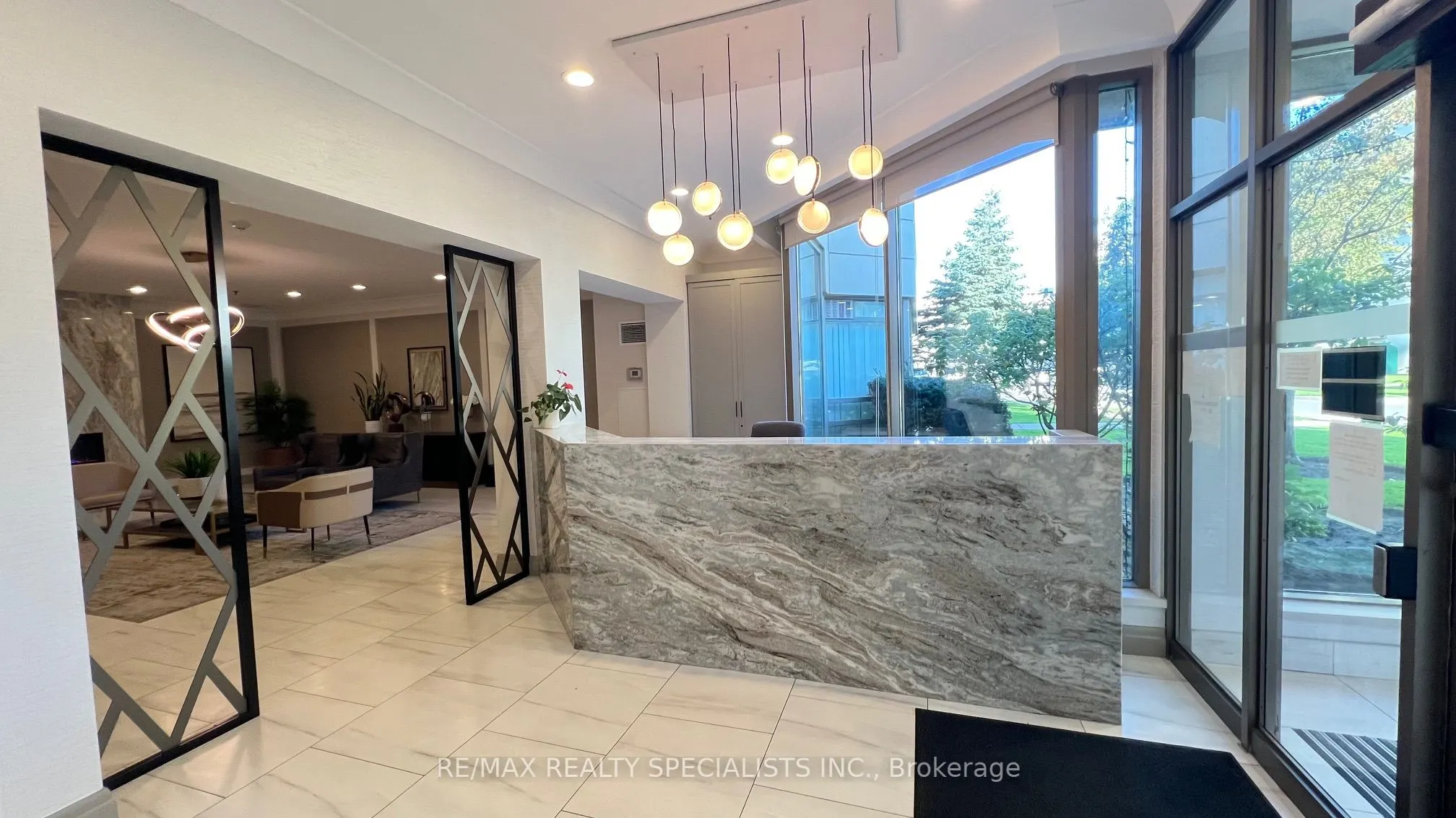 75 King Street E, #1602