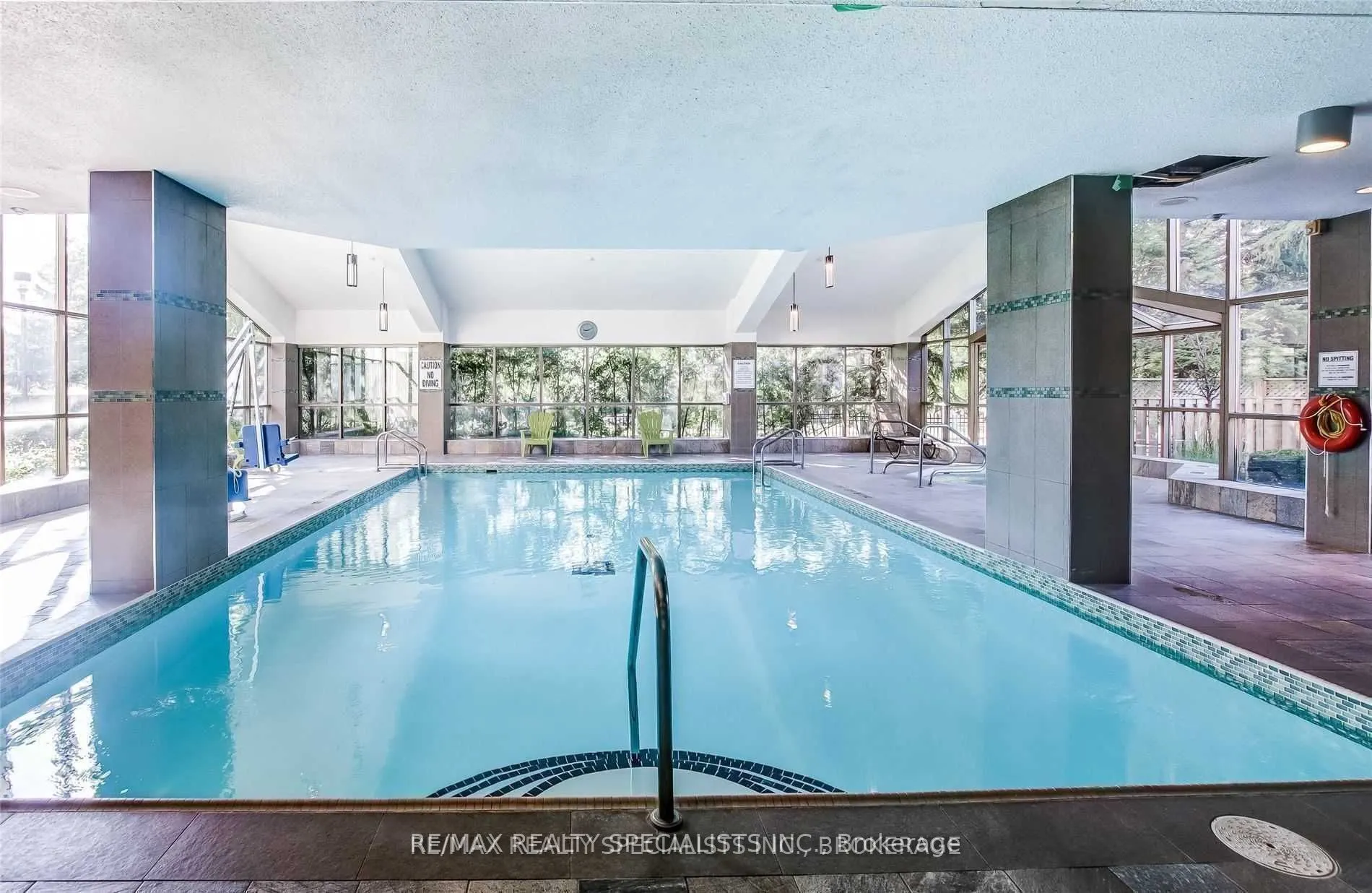 75 King Street E, #1602
