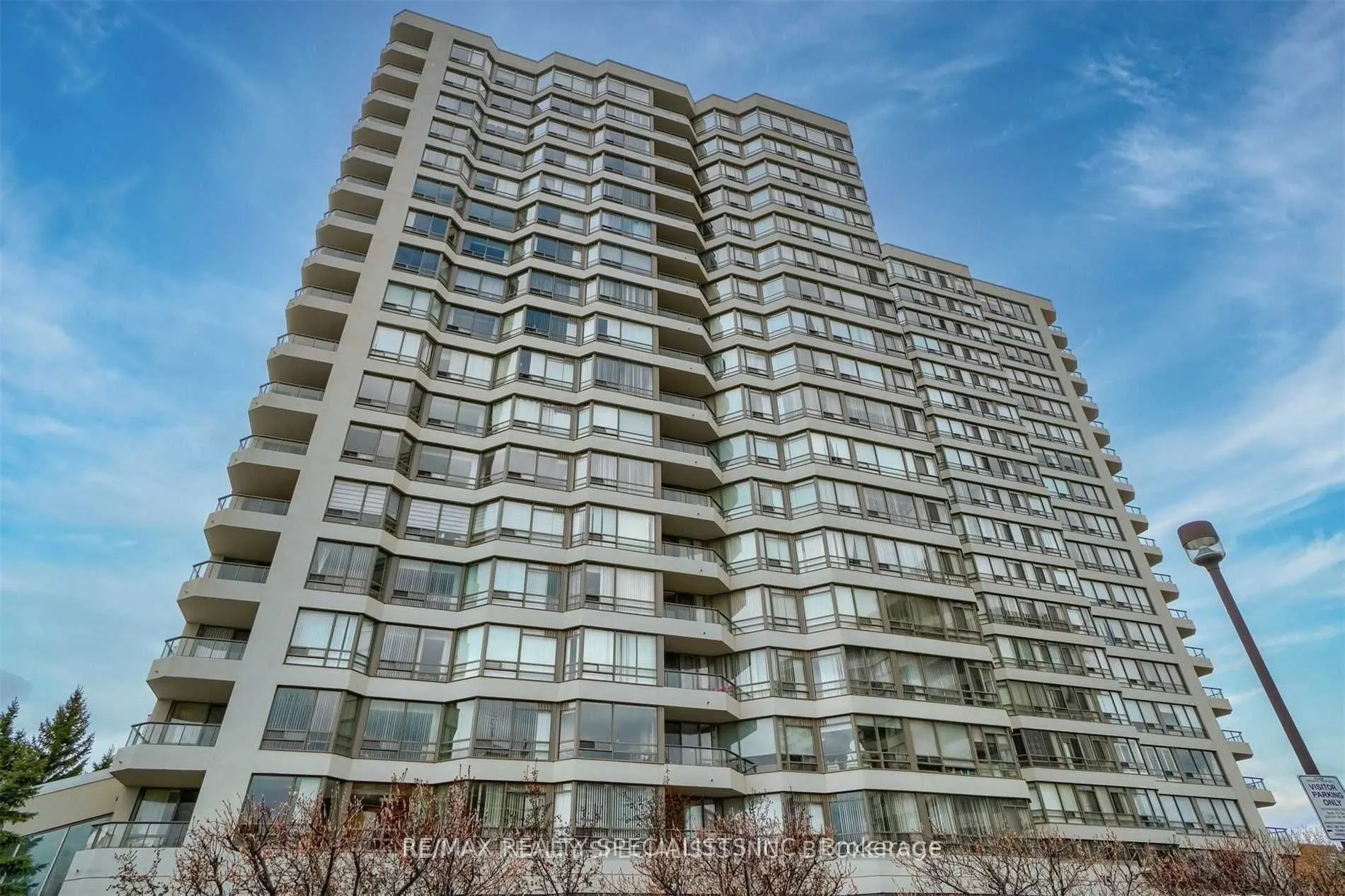 75 King Street E, #1602