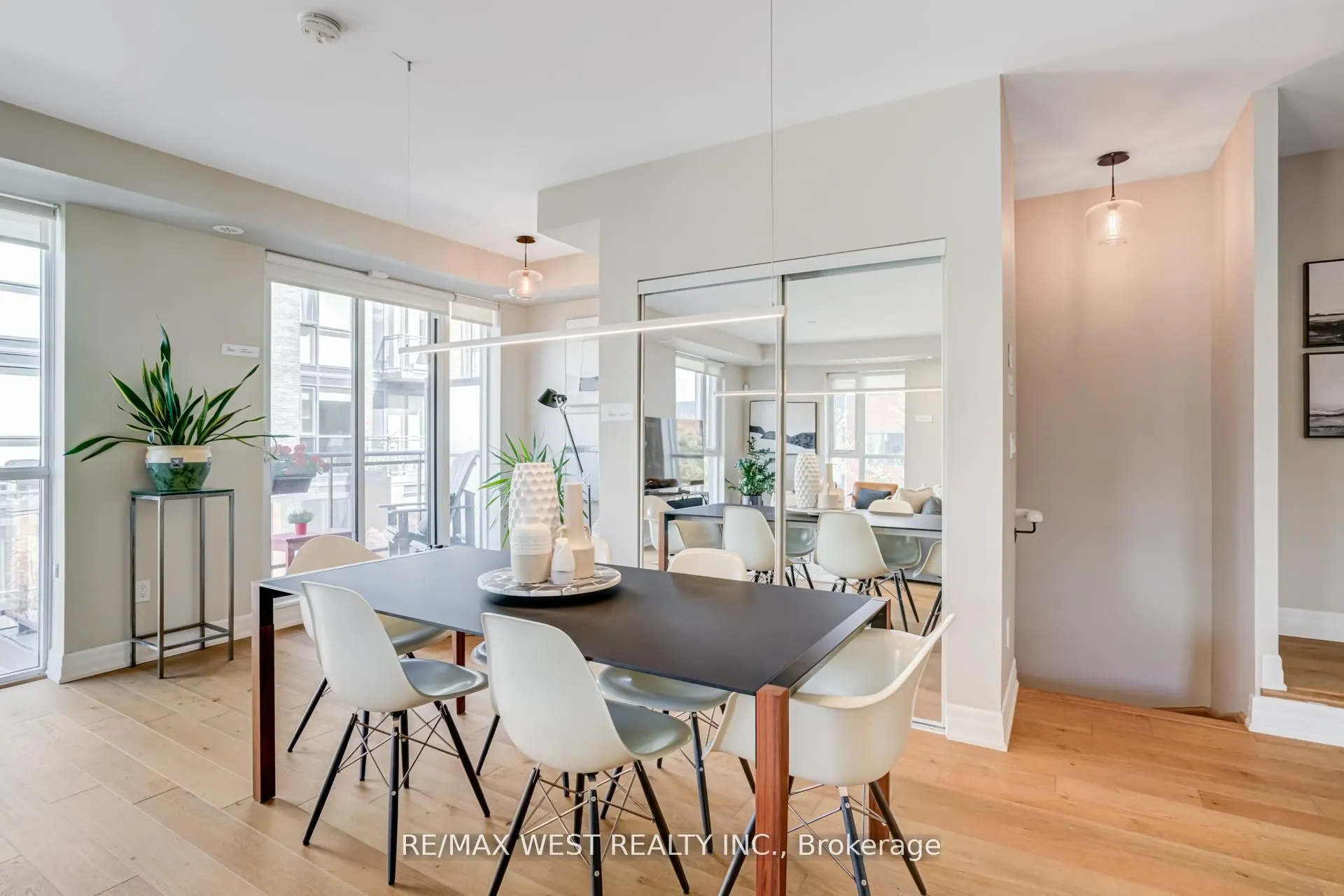 15 Sousa Mendes Street, #103